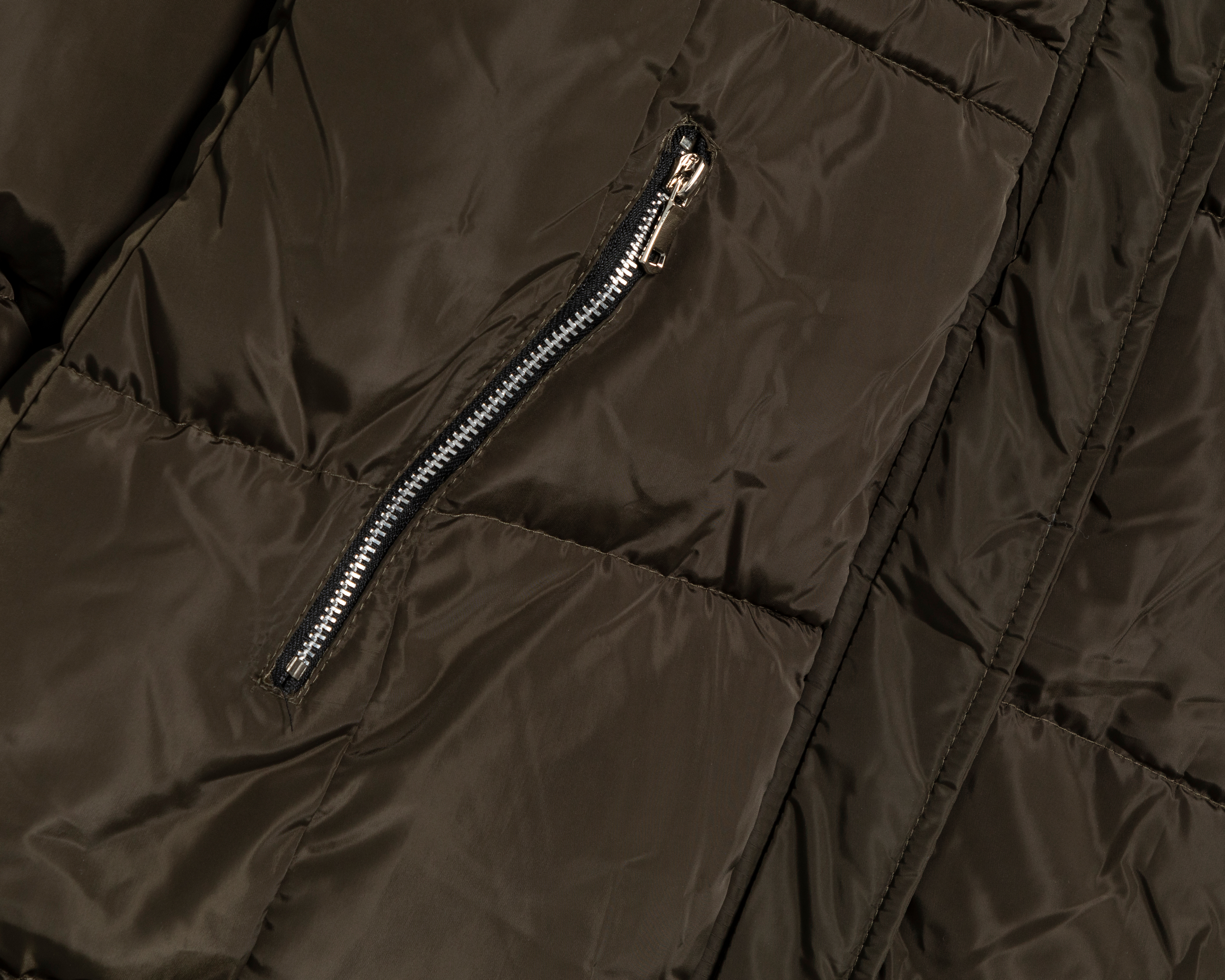 Foto 5 pulgar | Foto 4 | Chamarra Capitonada York Team Polo Club para Mujer