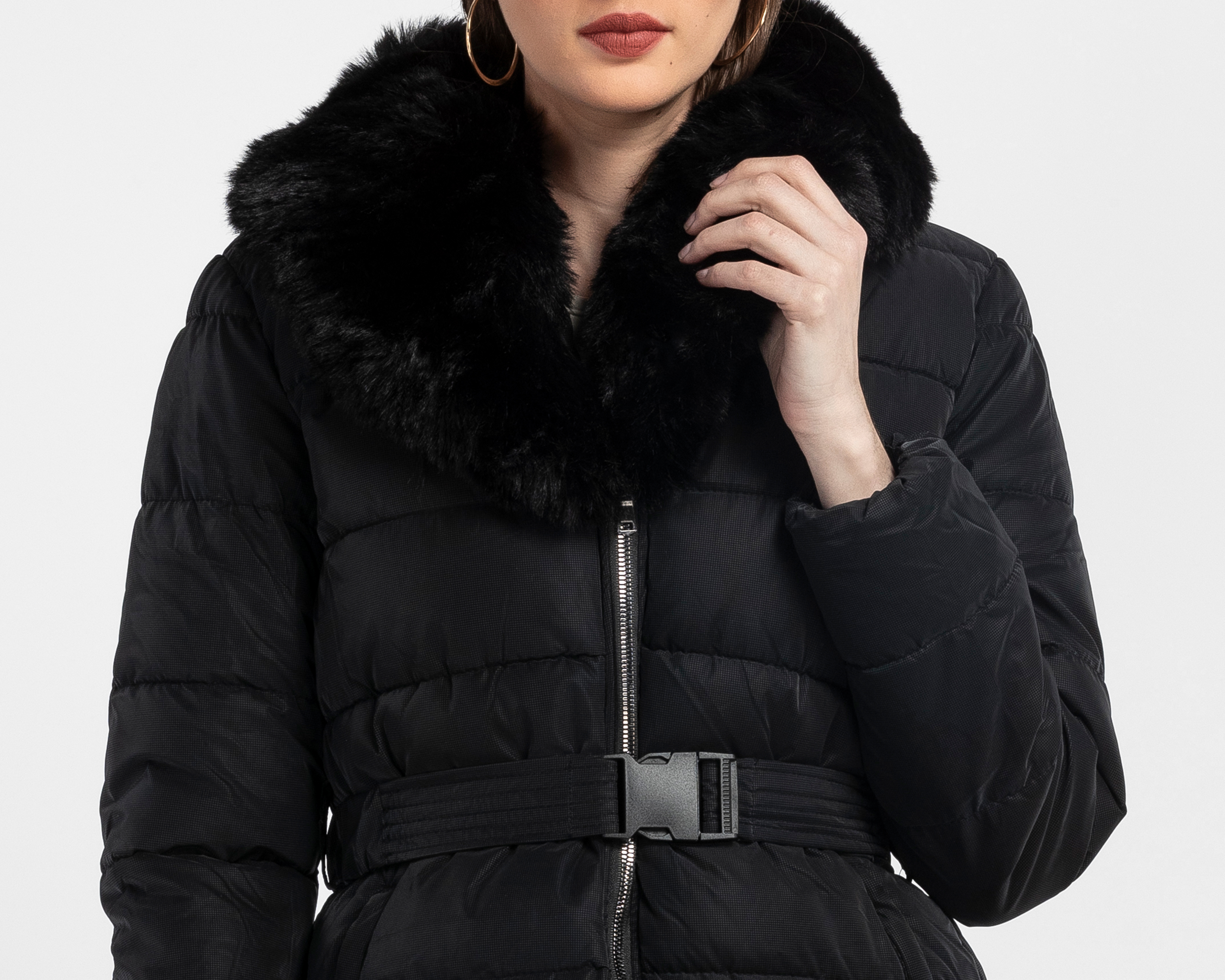 Foto 5 pulgar | Foto 4 | Chamarra Capitonada B&H para Mujer