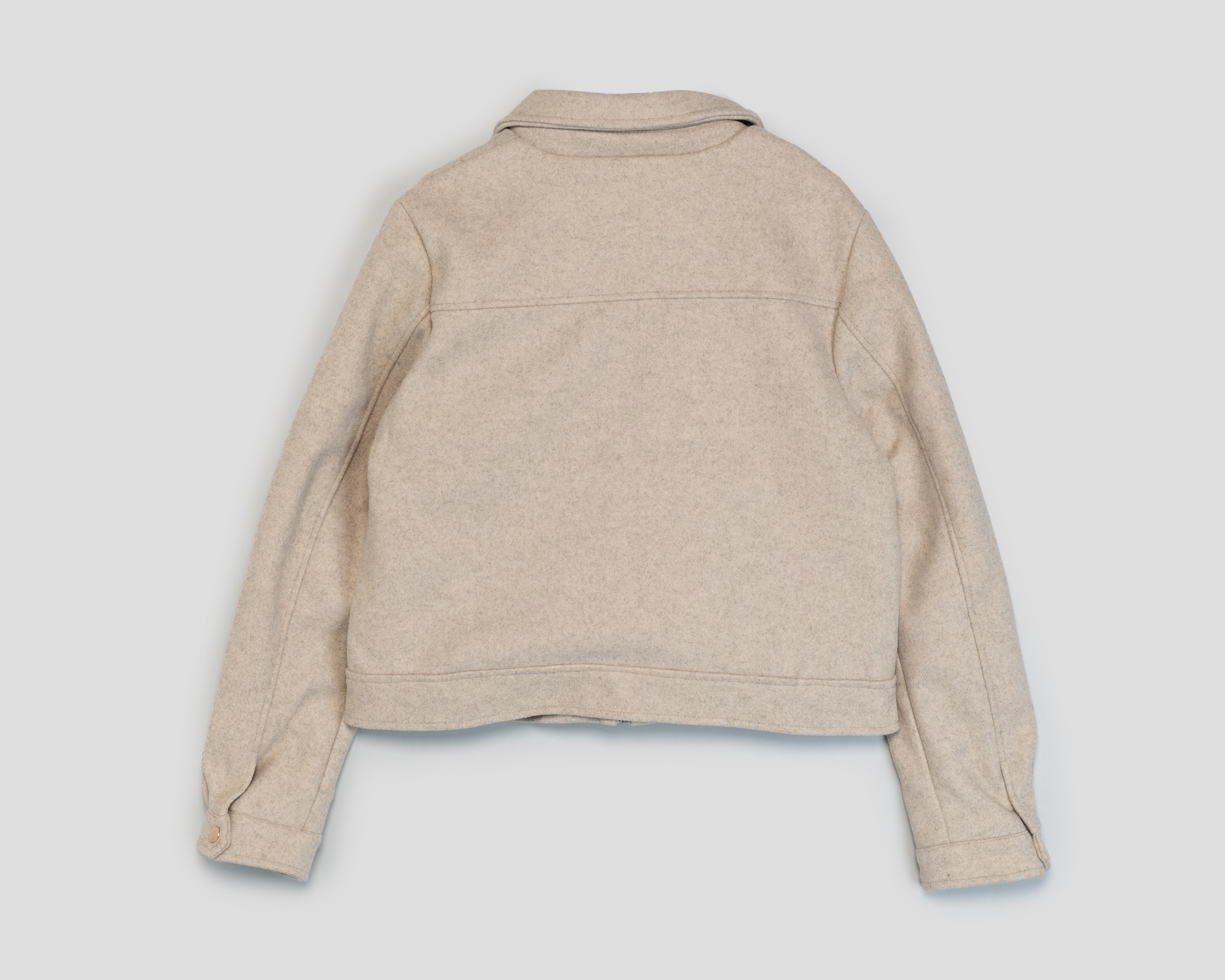 Foto 3 pulgar | Foto 2 | Chamarra Beige B&H para Mujer