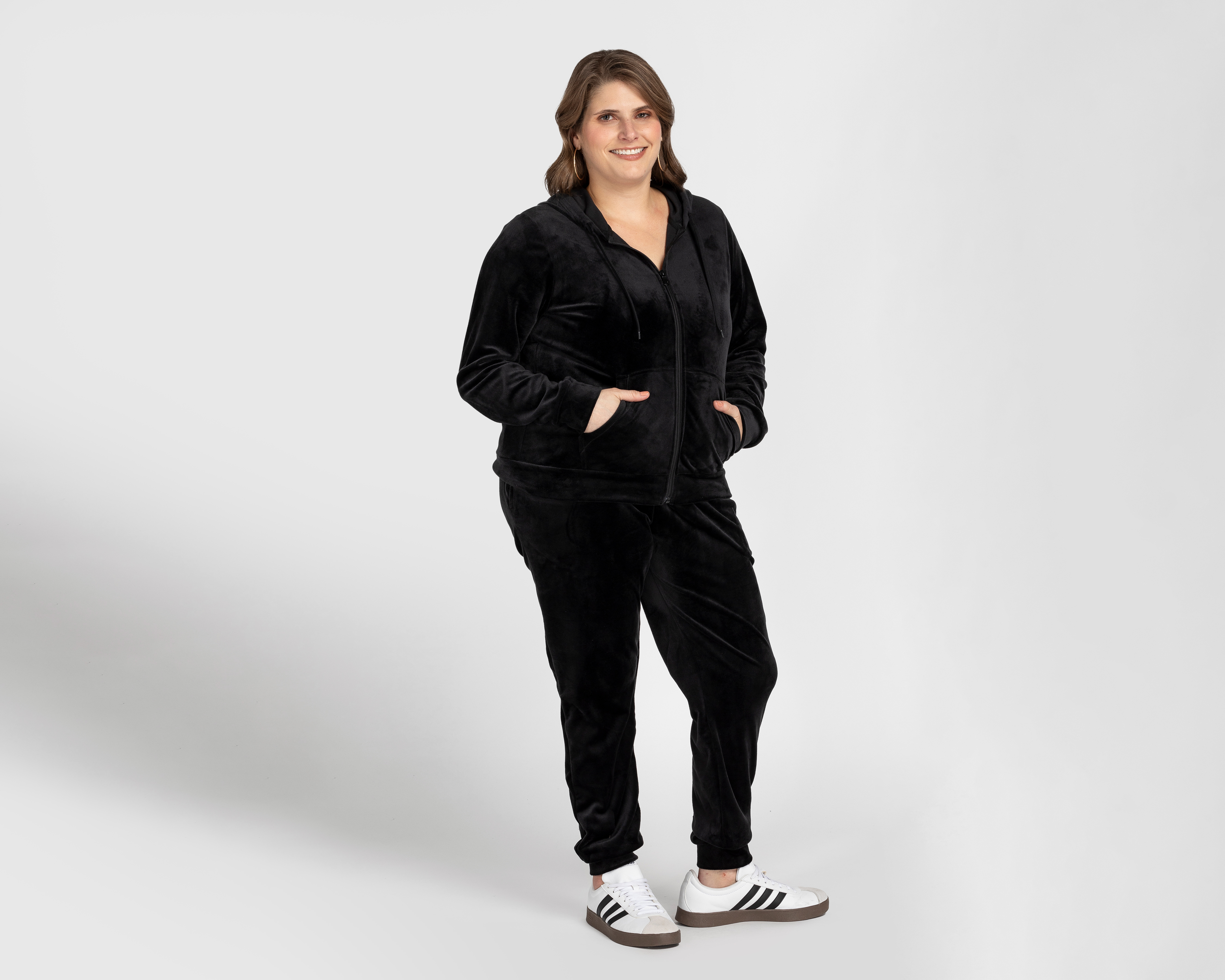 Foto 2 pulgar | Foto 1 | Sudadera y Pants Velvet Lady Sun para Mujer