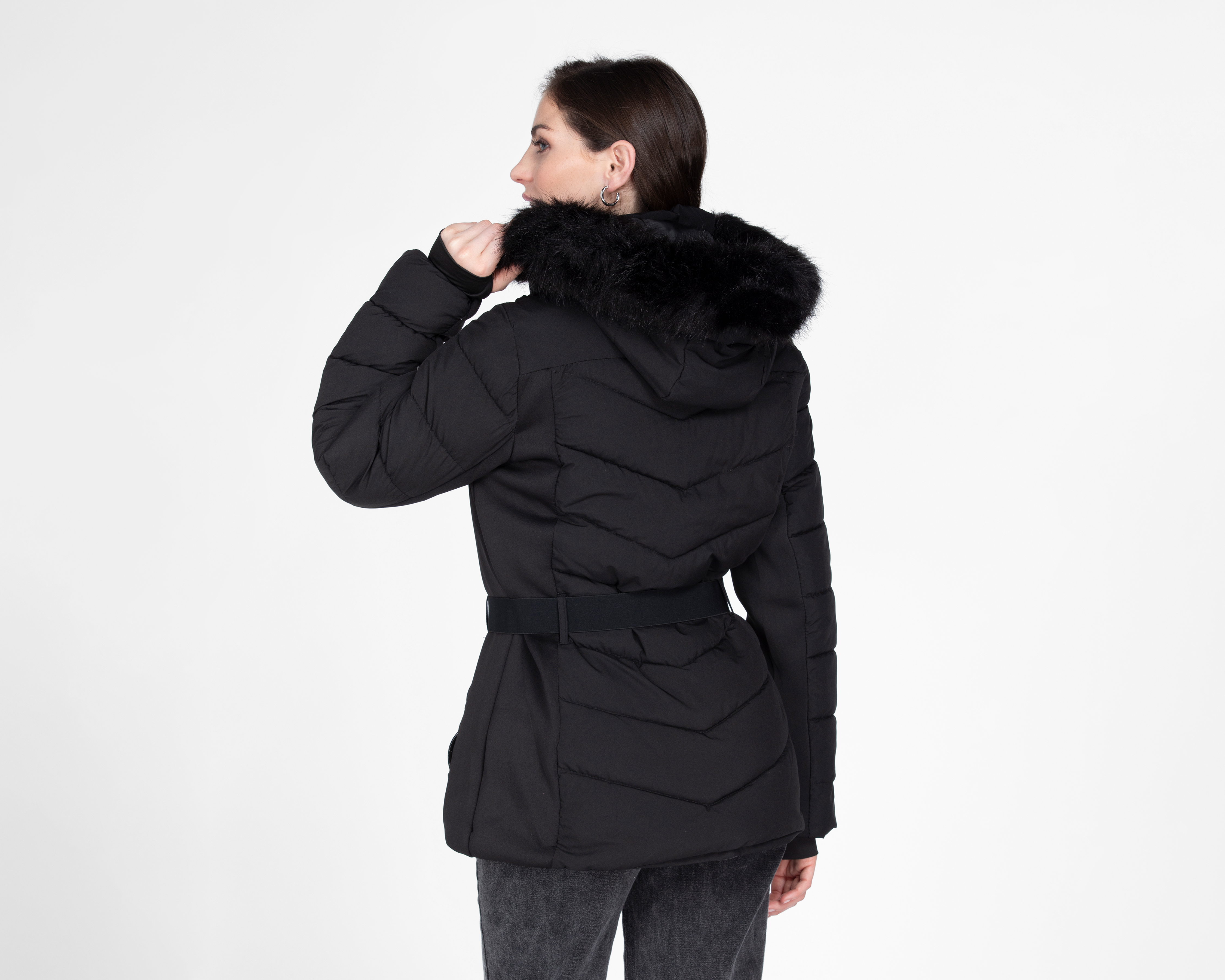 Foto 4 pulgar | Foto 3 | Chamarra Jennifer Lopez Capitonada