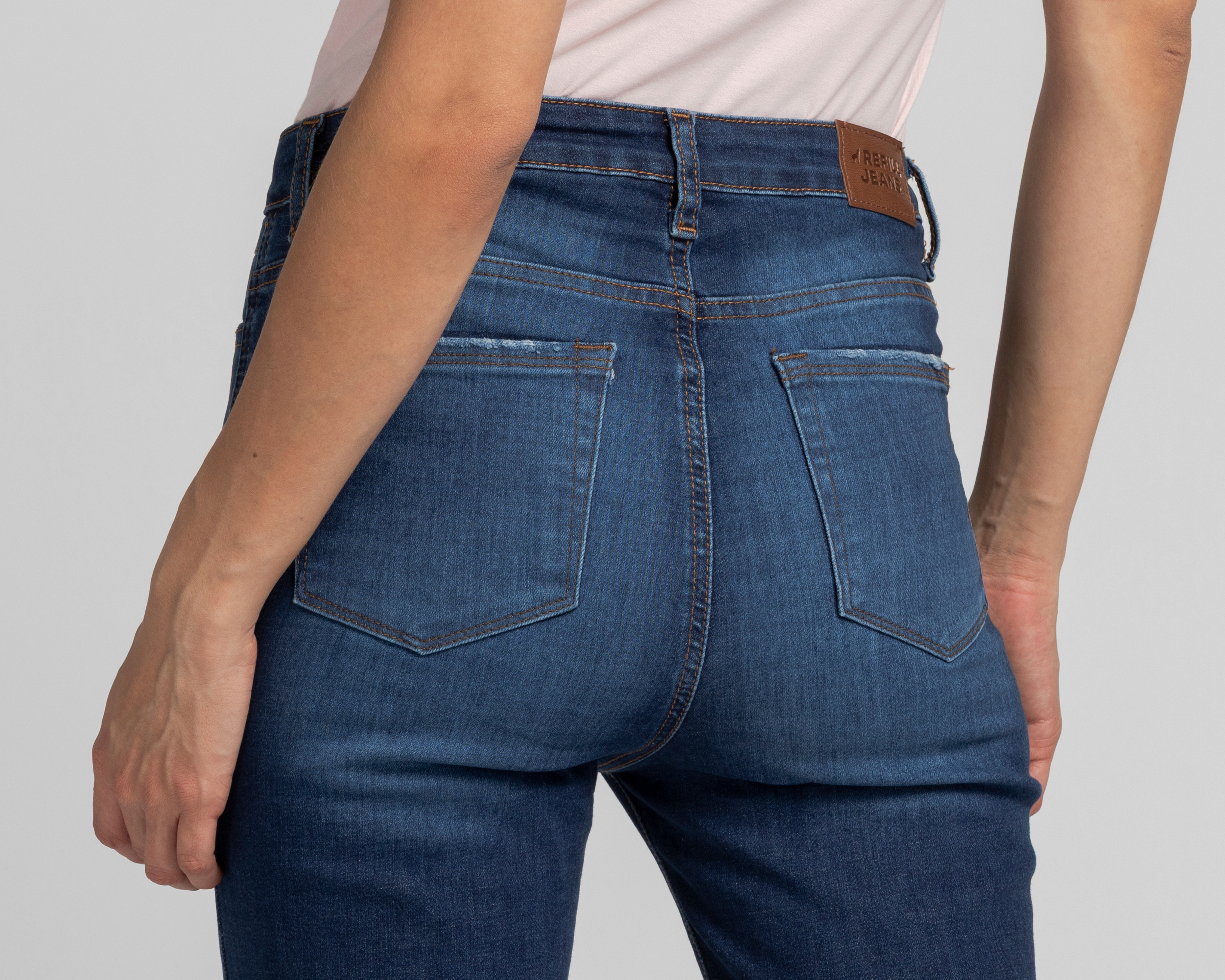 Foto 6 pulgar | Foto 5 | Jeans Skinny Refill para Mujer