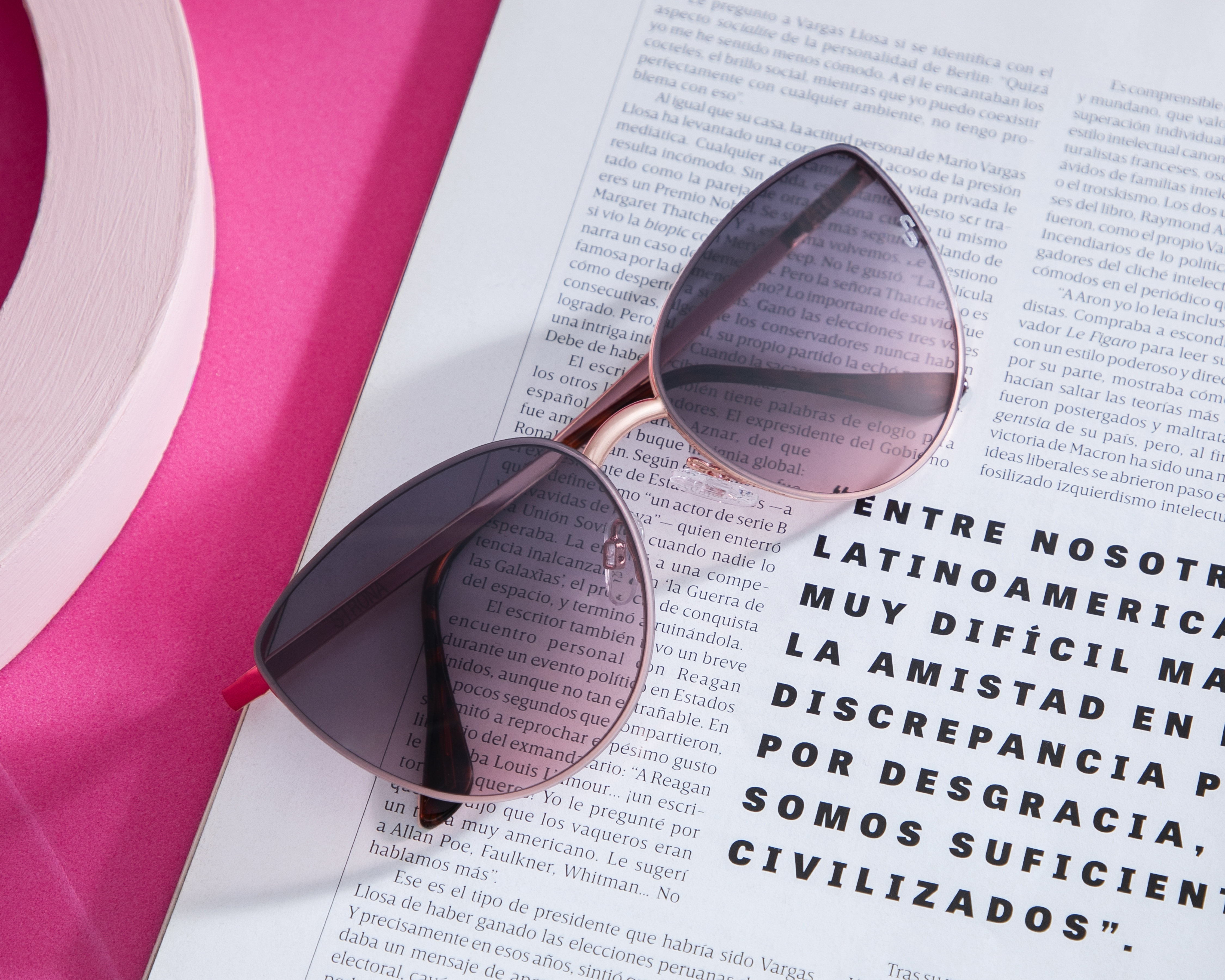 Foto 6 pulgar | Foto 5 | Lentes de Sol Thinner Cat Eye Rose Gold