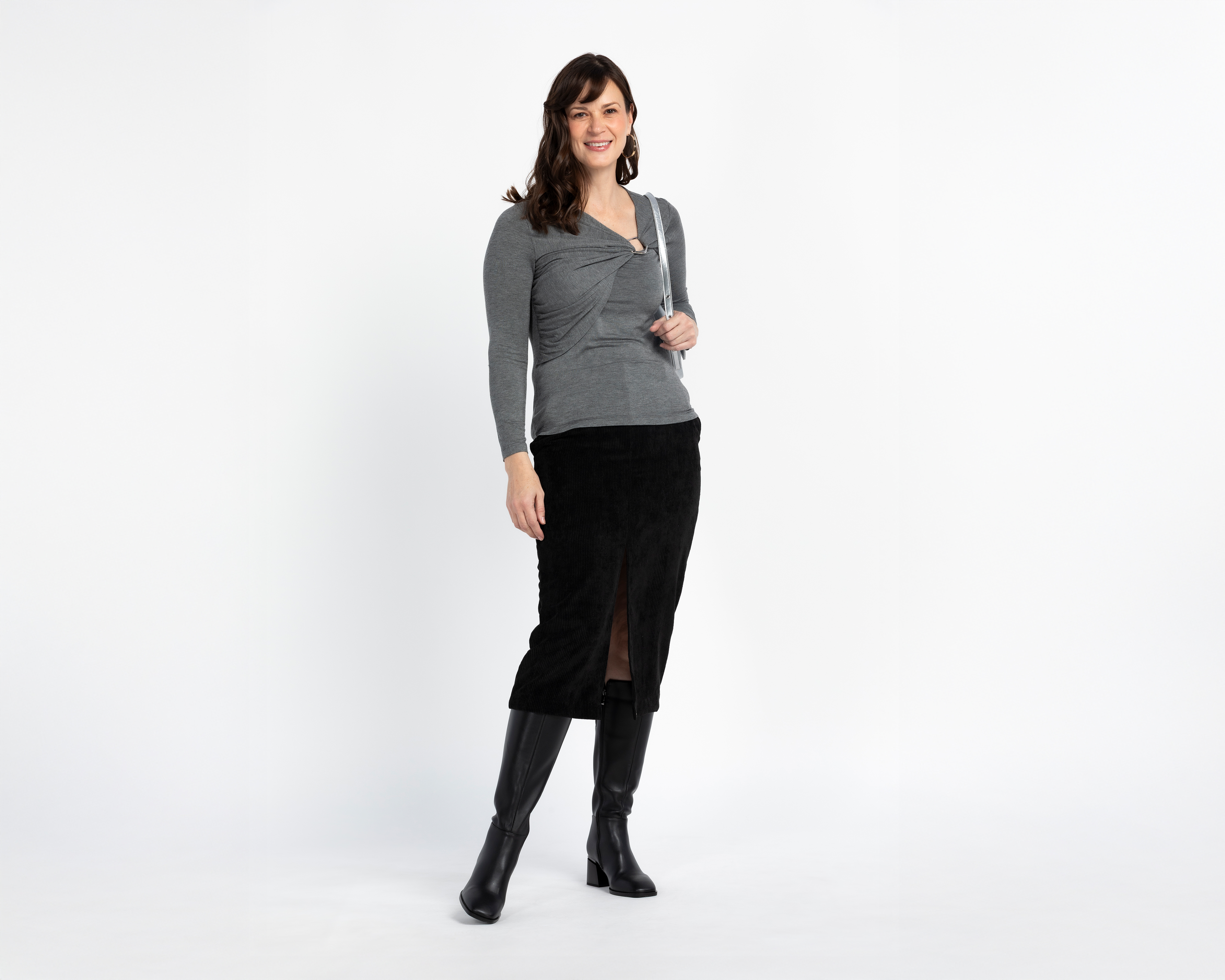 Foto 3 pulgar | Foto 2 | Falda Midi Alexis de Pana para Mujer