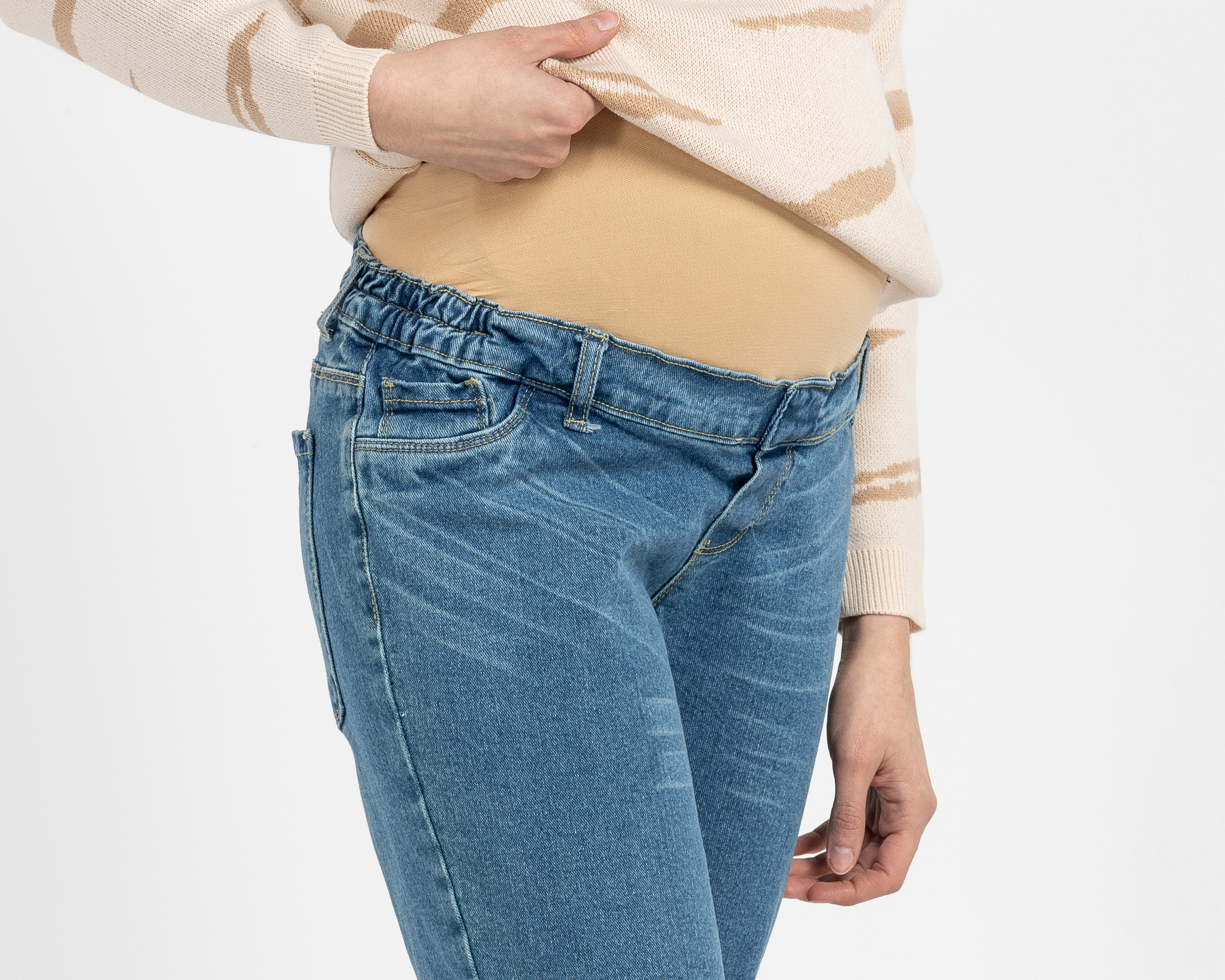 Foto 5 pulgar | Foto 4 | Pantalón de Maternidad Azul Mamá Bella