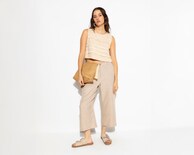 Blusa Sin Manga Deshilada Con Escote Cruzado en Espalda Strona para Mujer