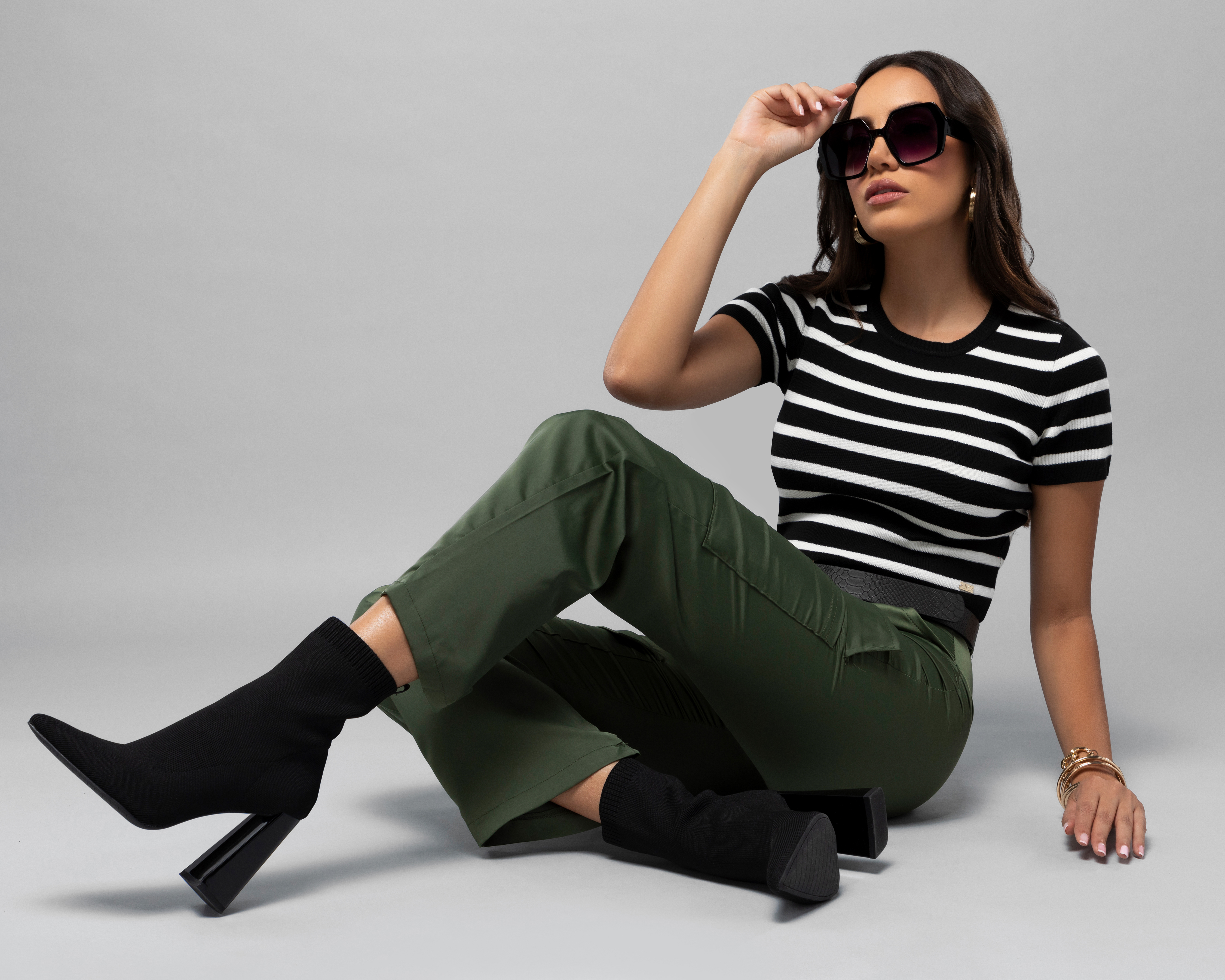 Foto 2 | Foto 2 | Playera Jennifer Lopez de Rayas para Mujer