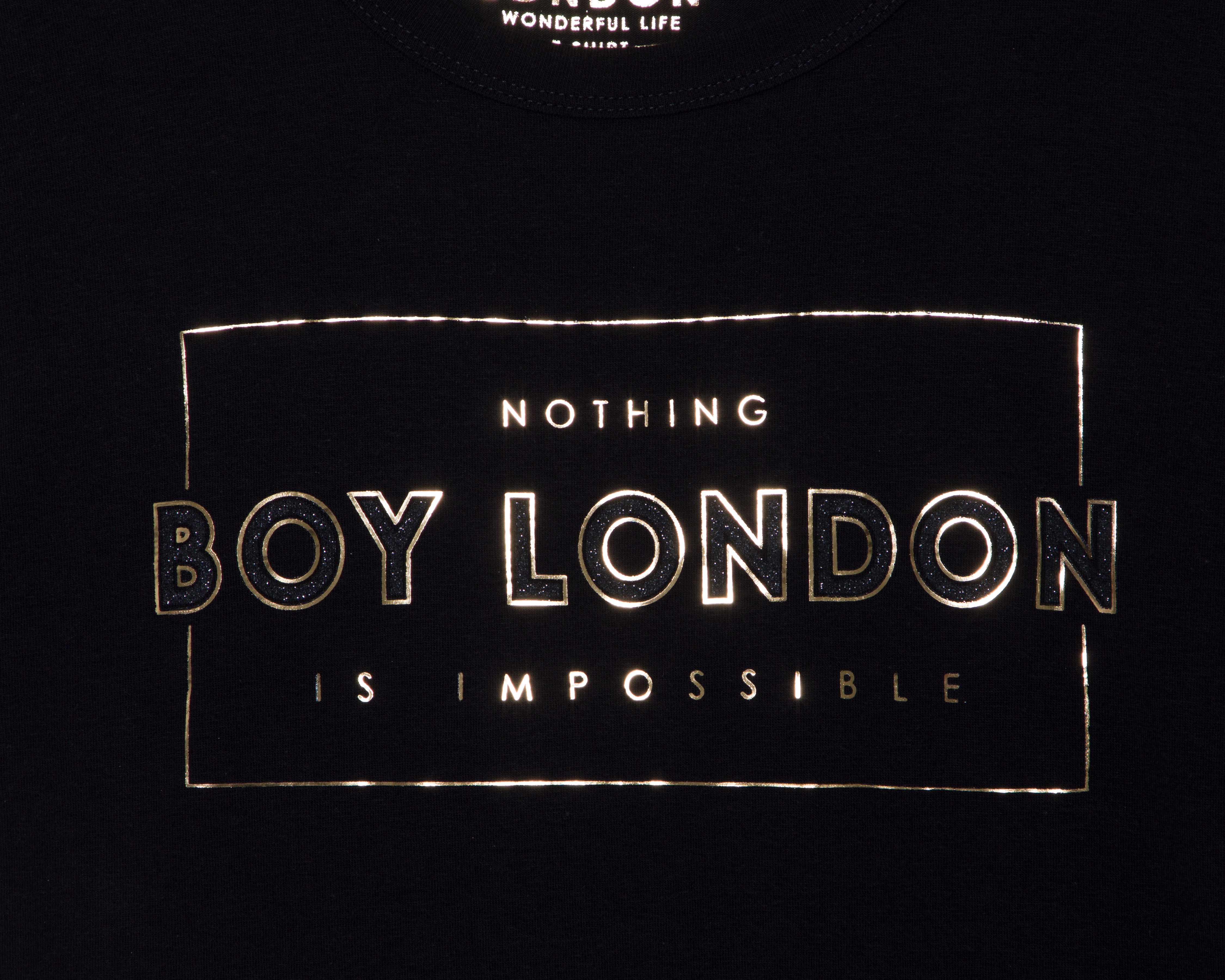 Foto 4 pulgar | Foto 3 | Playera Manga Corta Boy London para Mujer