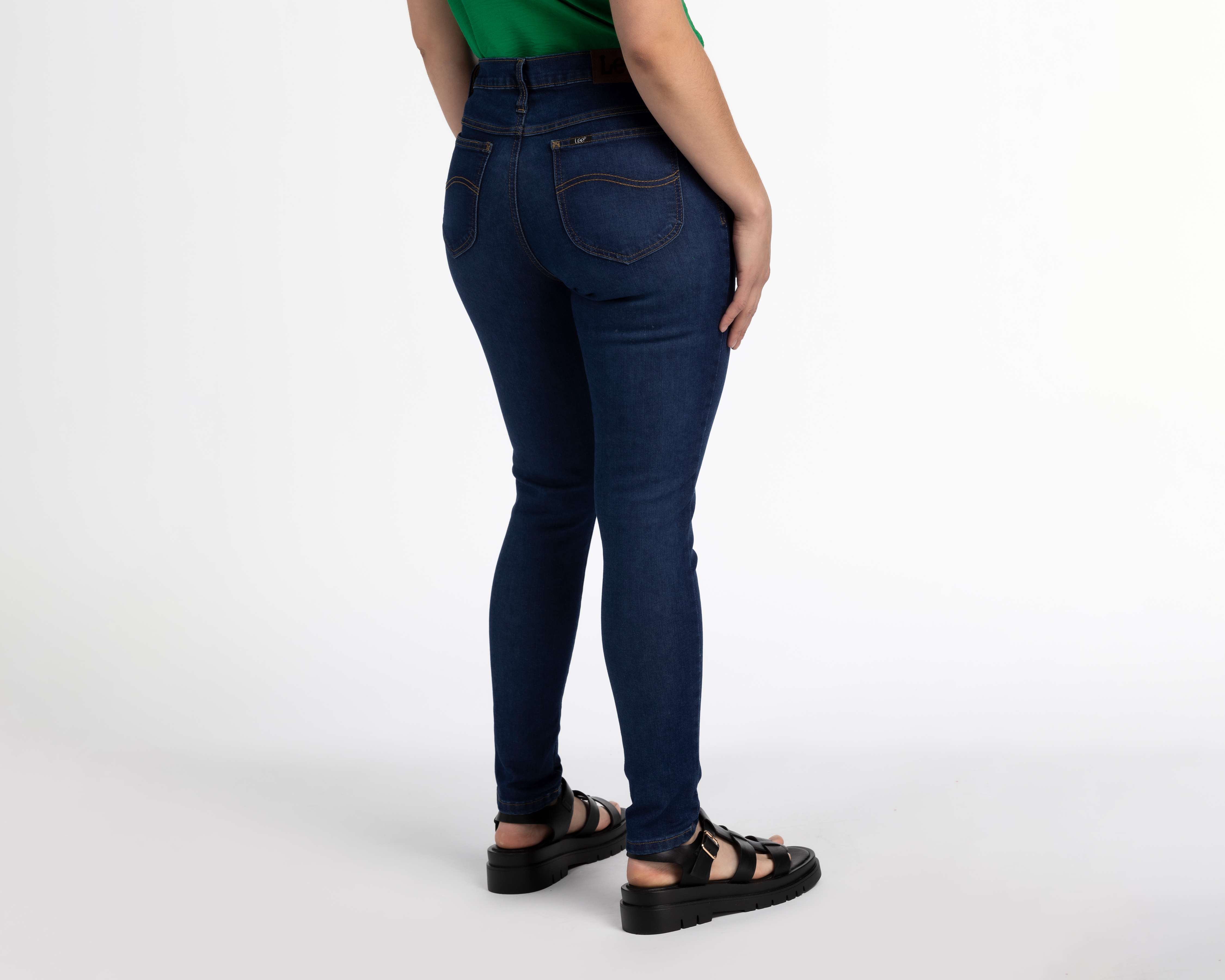 Foto 4 pulgar | Foto 3 | Jeans Skinny Lee para Mujer