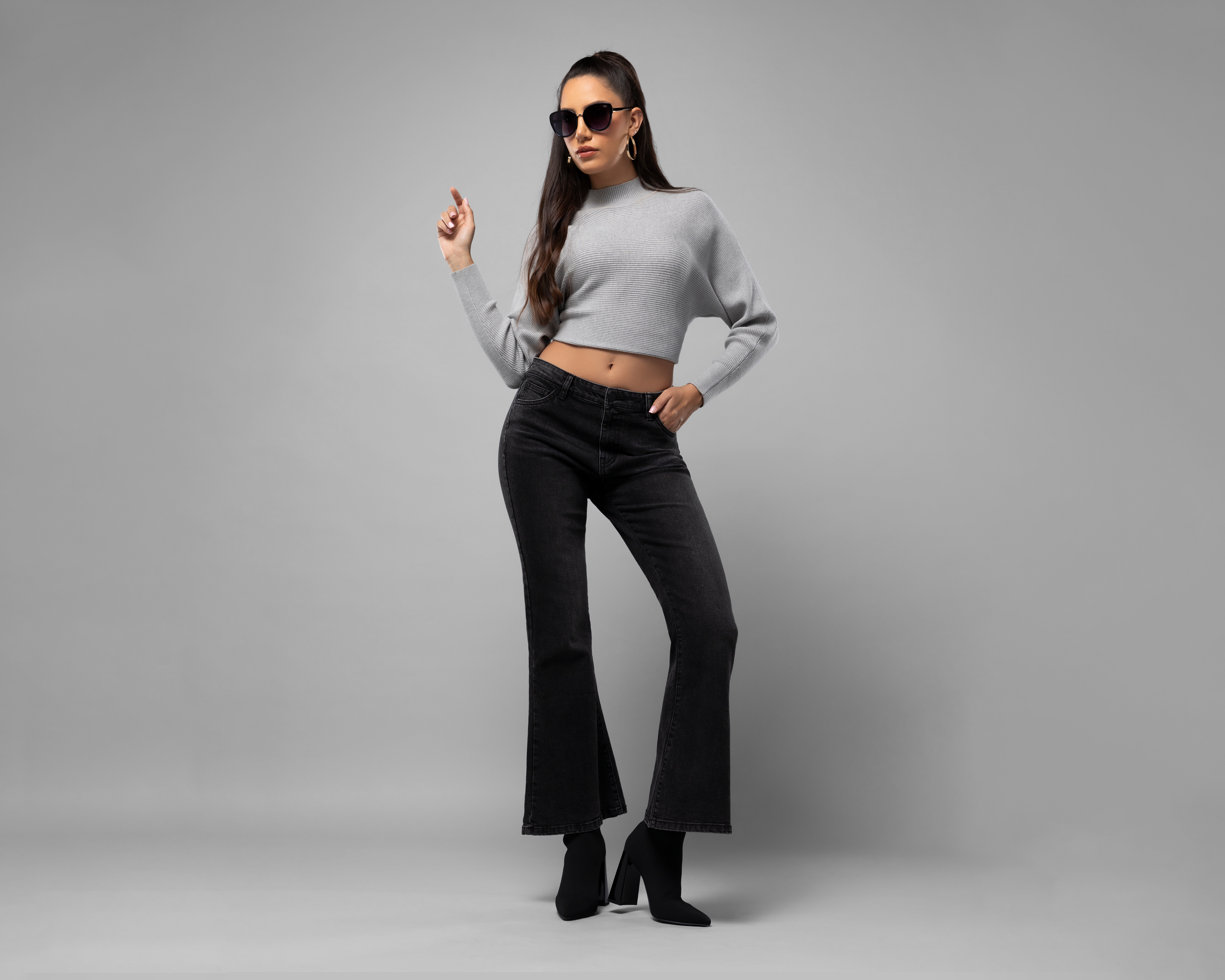 Foto 3 pulgar | Foto 2 | Jeans Flare Jennifer Lopez para Mujer