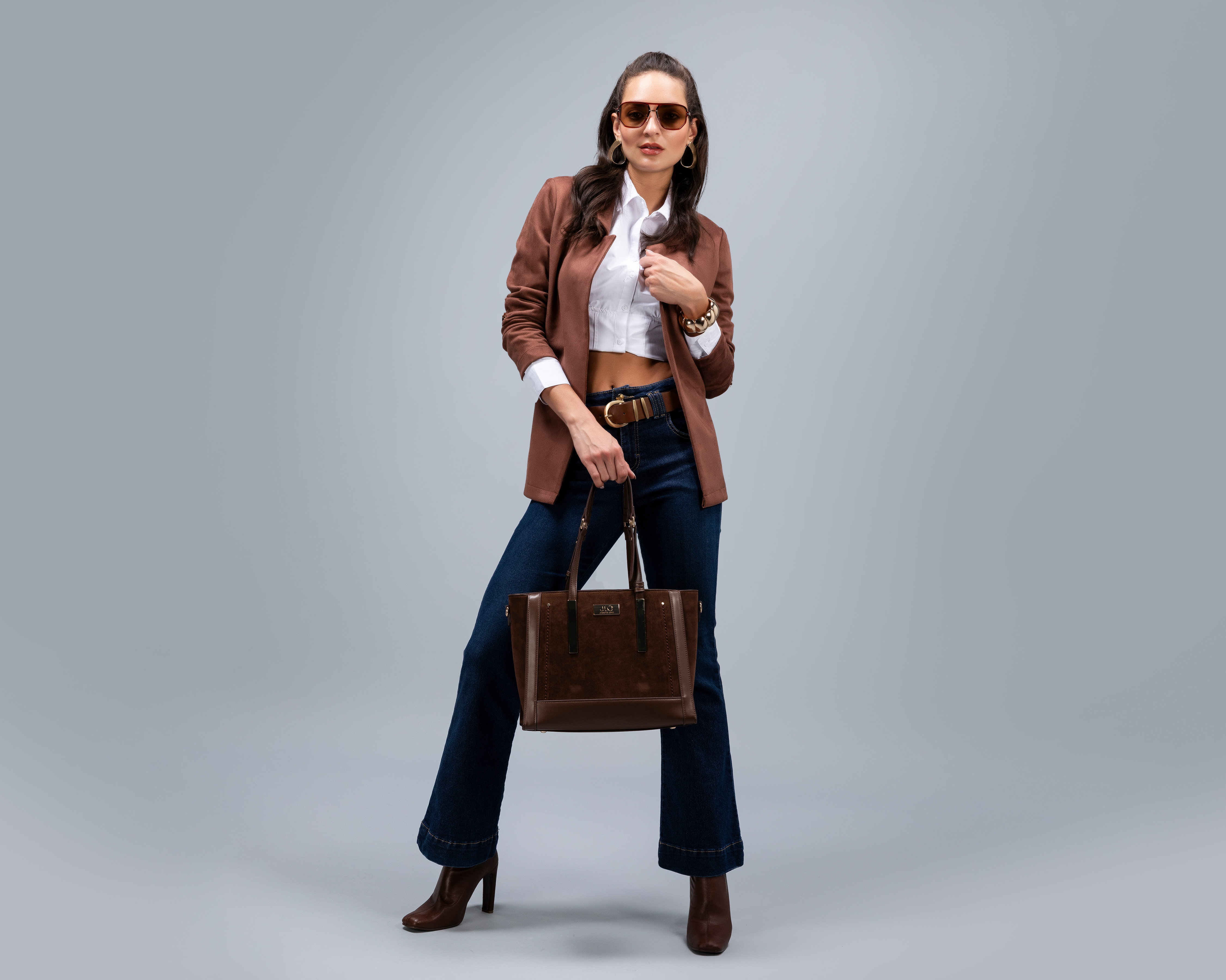 Foto 2 pulgar | Foto 1 | Cárdigan Café Jennifer Lopez para Mujer