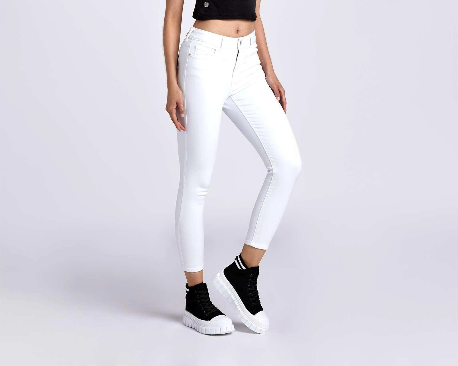 Foto 2 pulgar | Foto 1 | Pantalón de Gabardina Boy London