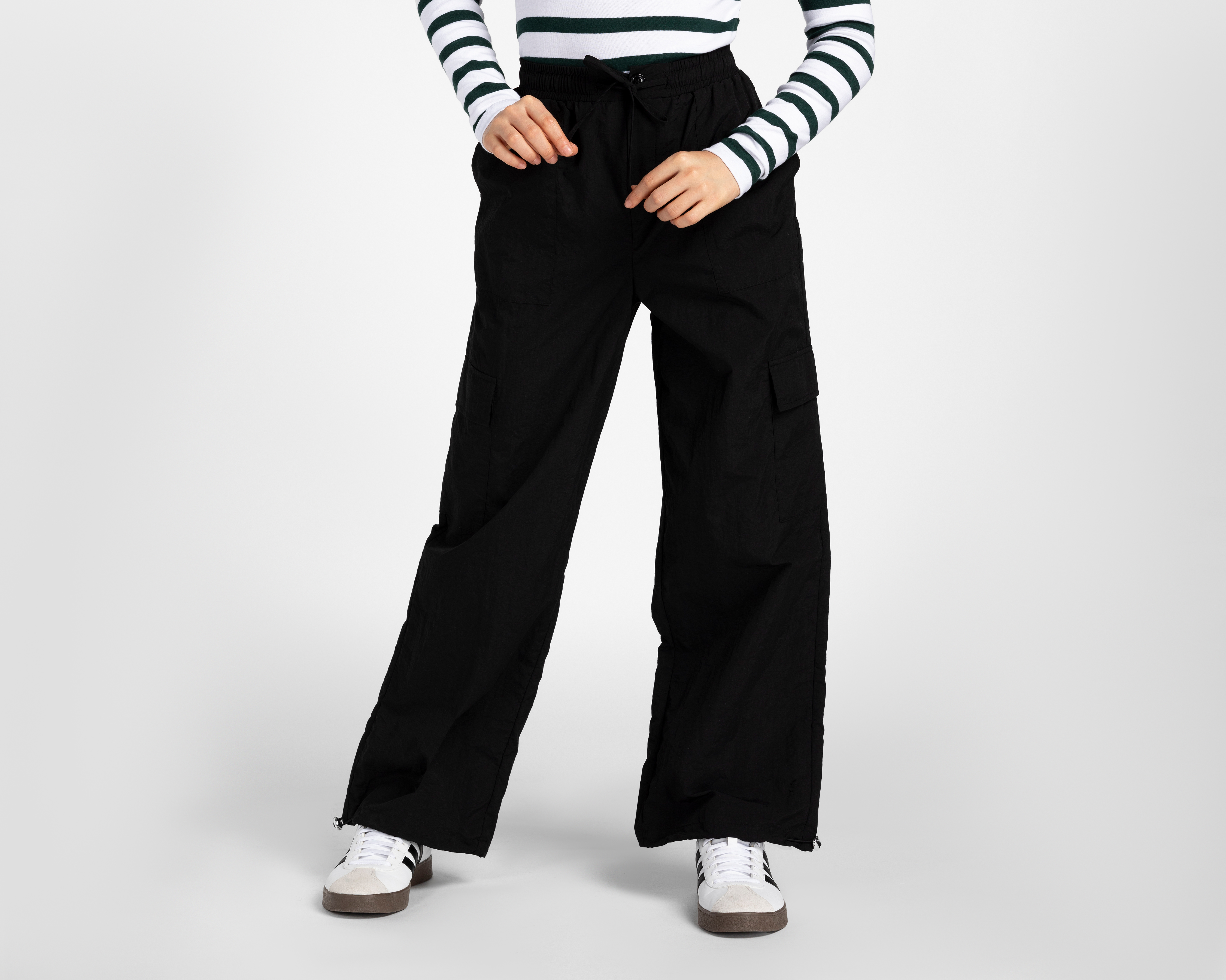 Pantalón Ancho Refill con Bolsas Cargo para Mujer