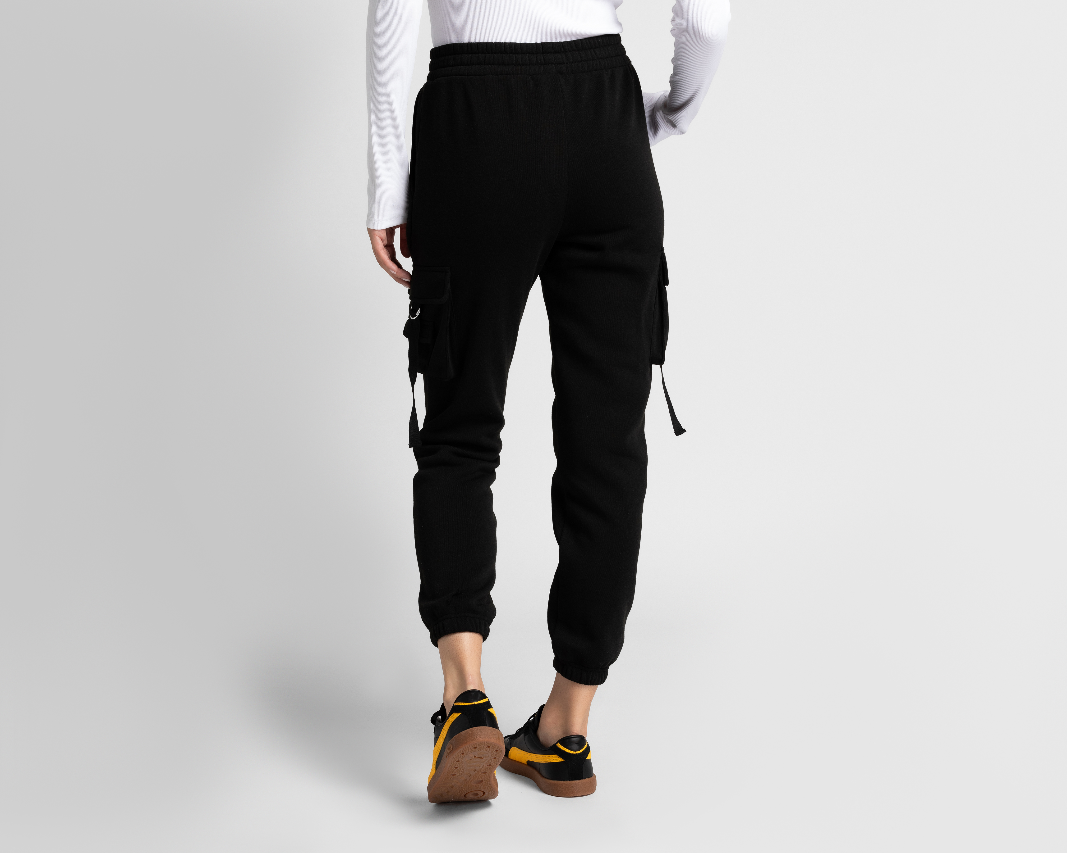 Foto 3 | Foto 3 | Pantalón Cargo Refill Negro para Mujer