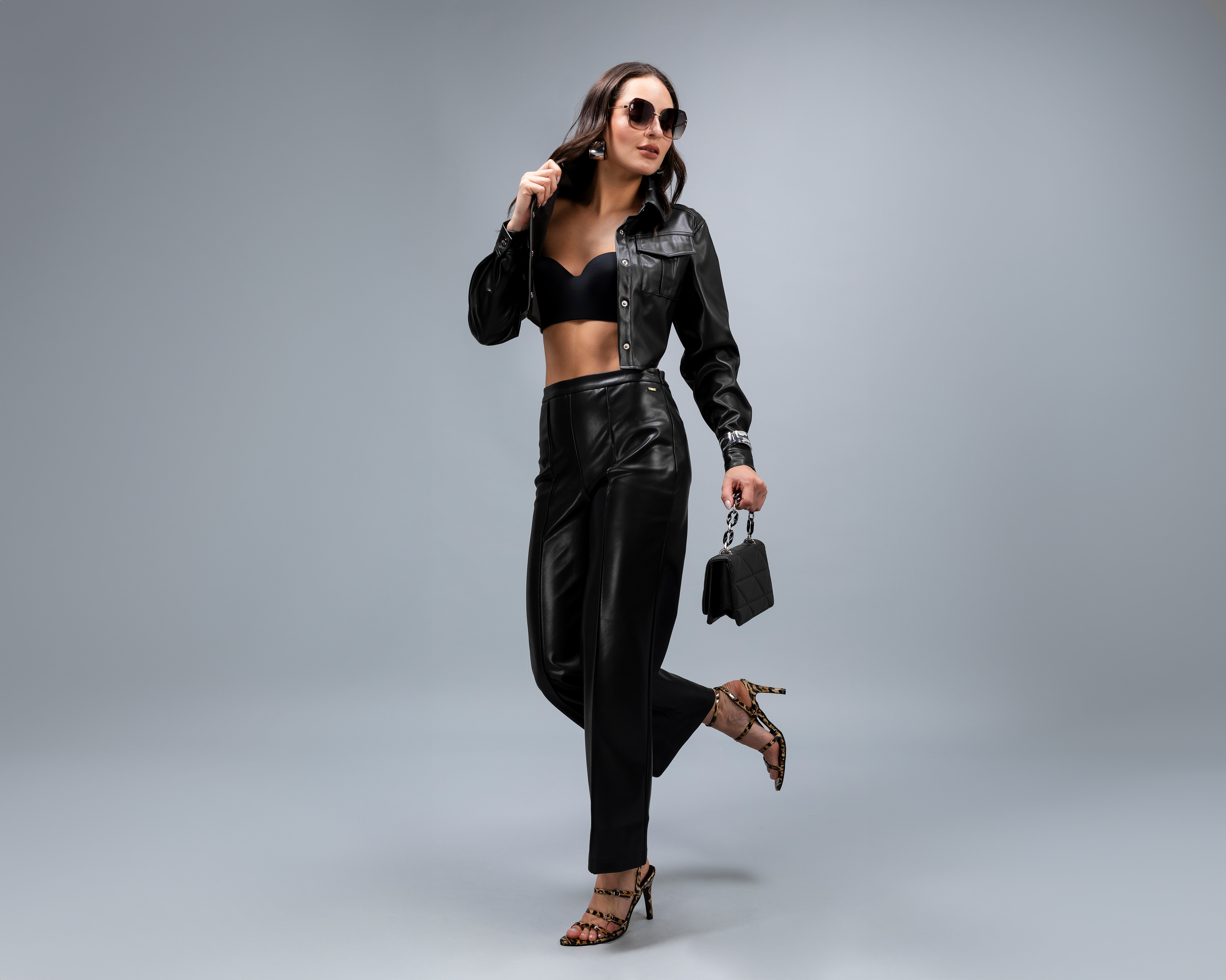 Pantalón Flare Jennifer Lopez Negro para Mujer