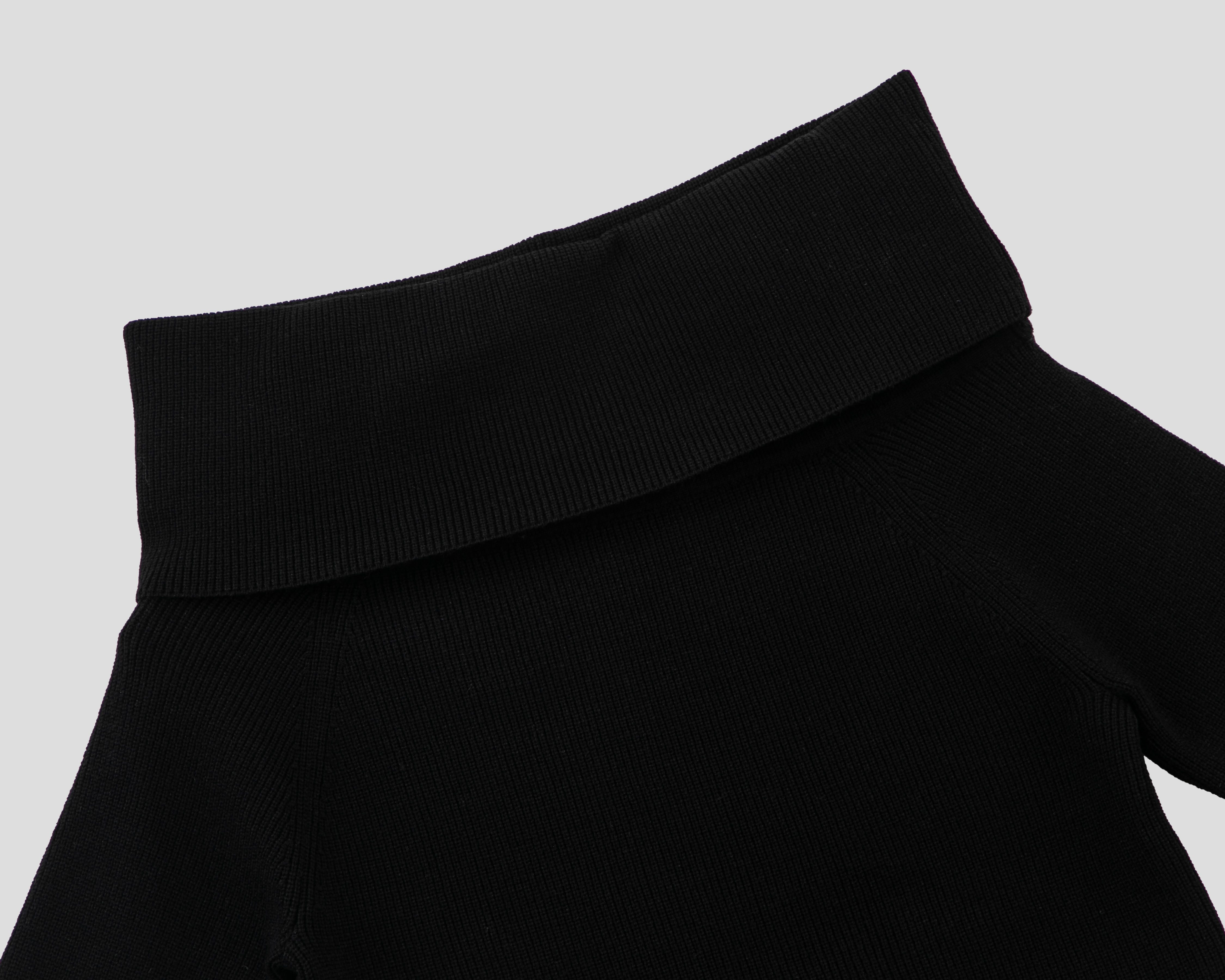 Foto 4 pulgar | Foto 3 | Suéter Negro Strona para Mujer