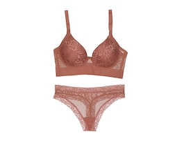 Coordinado de Encaje Copa Completa Eva tu Estilo Íntimo