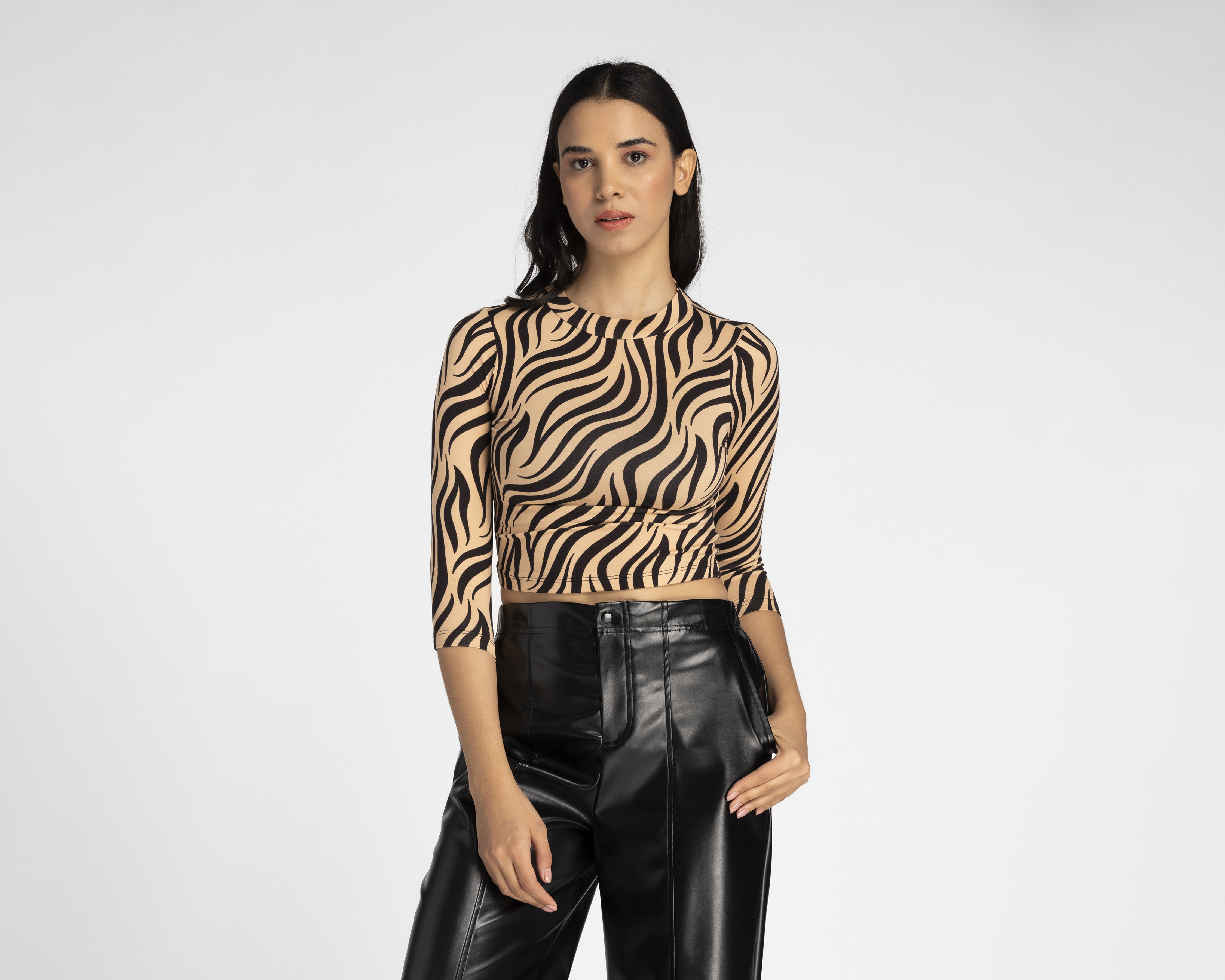 Foto 2 pulgar | Foto 1 | Blusa Sahara Manga 3/4 Estampada