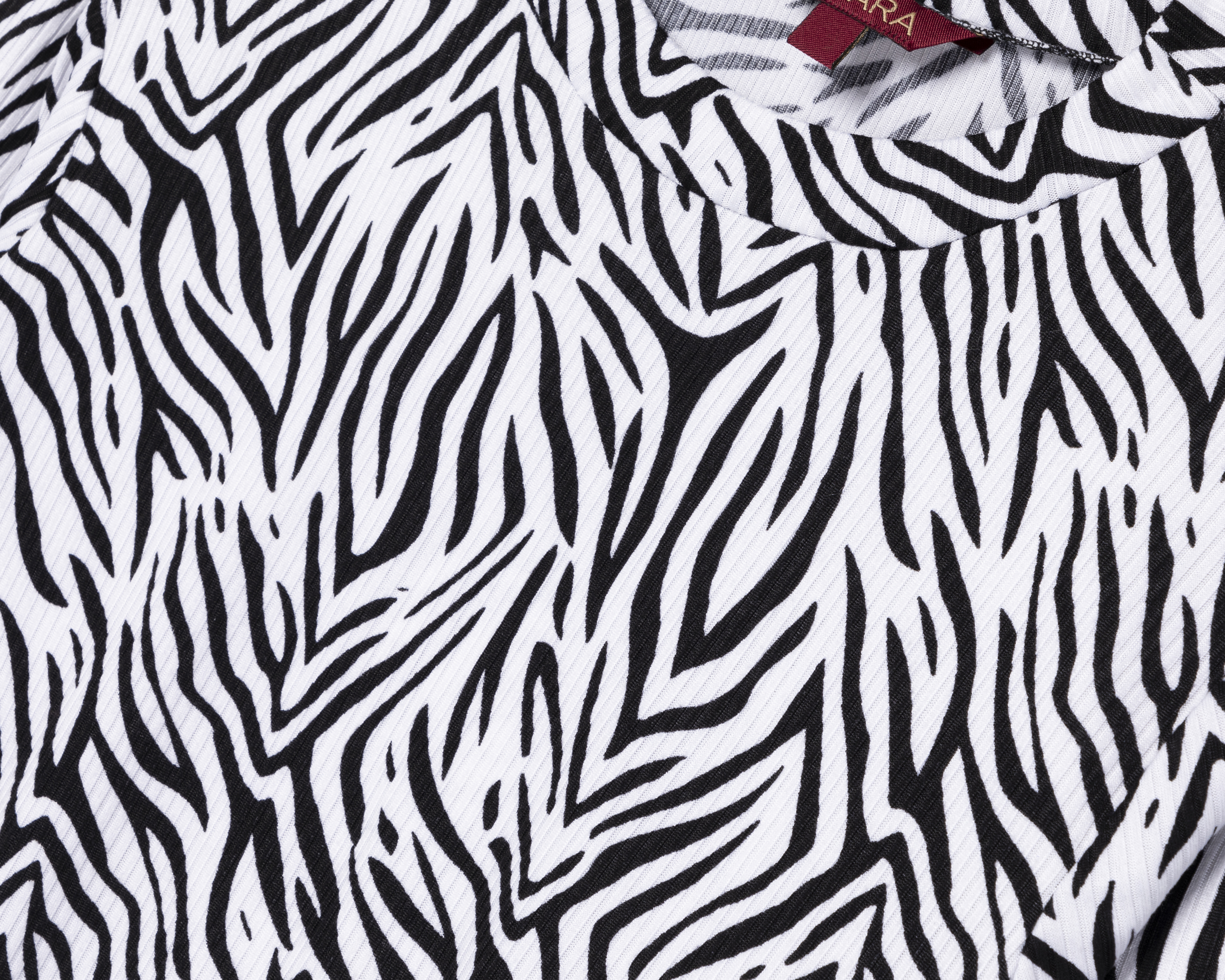 Foto 4 pulgar | Foto 3 | Blusa Sahara Manga Larga con Estampado