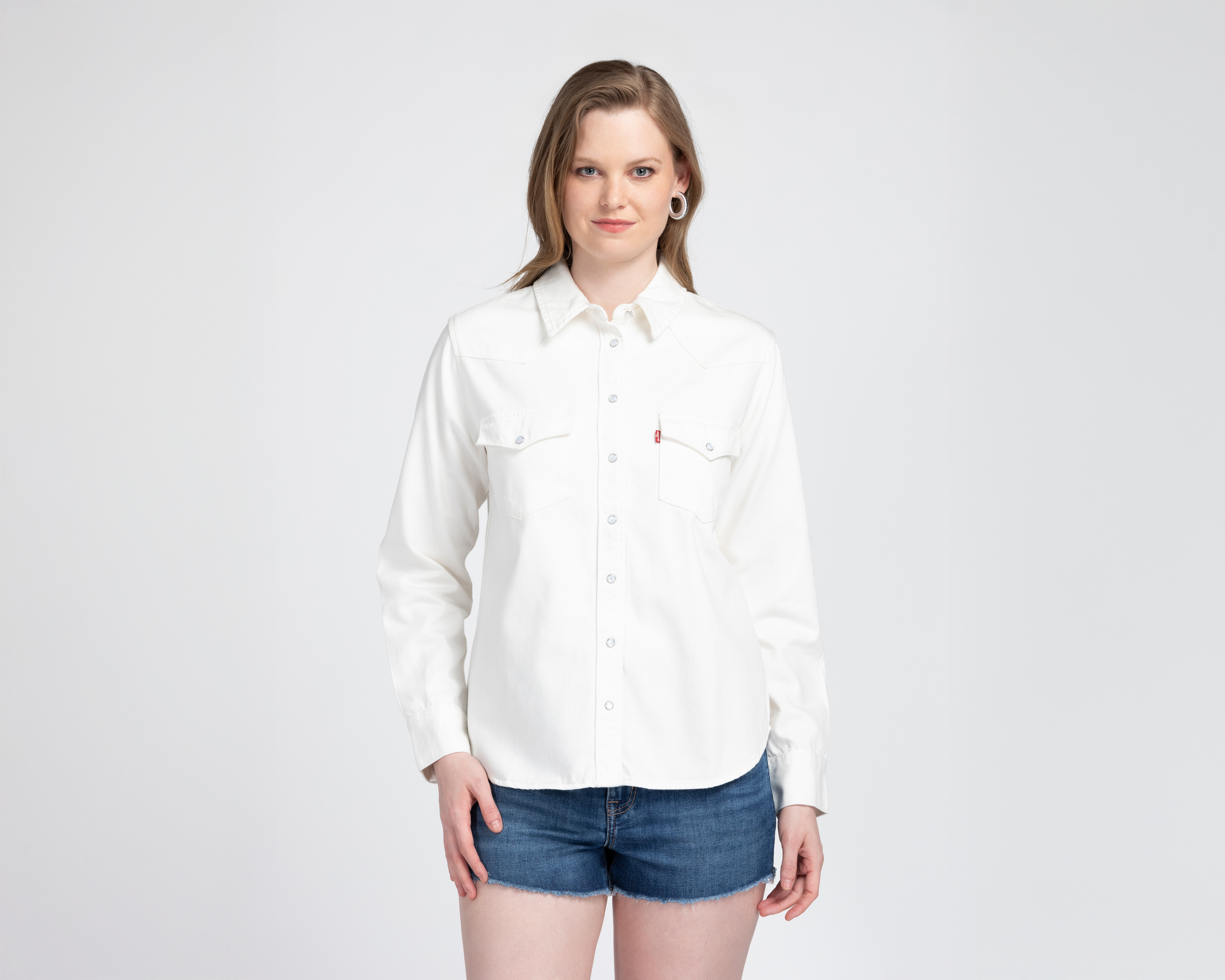 Foto 2 pulgar | Foto 1 | Blusa Manga Larga Levi's para Mujer