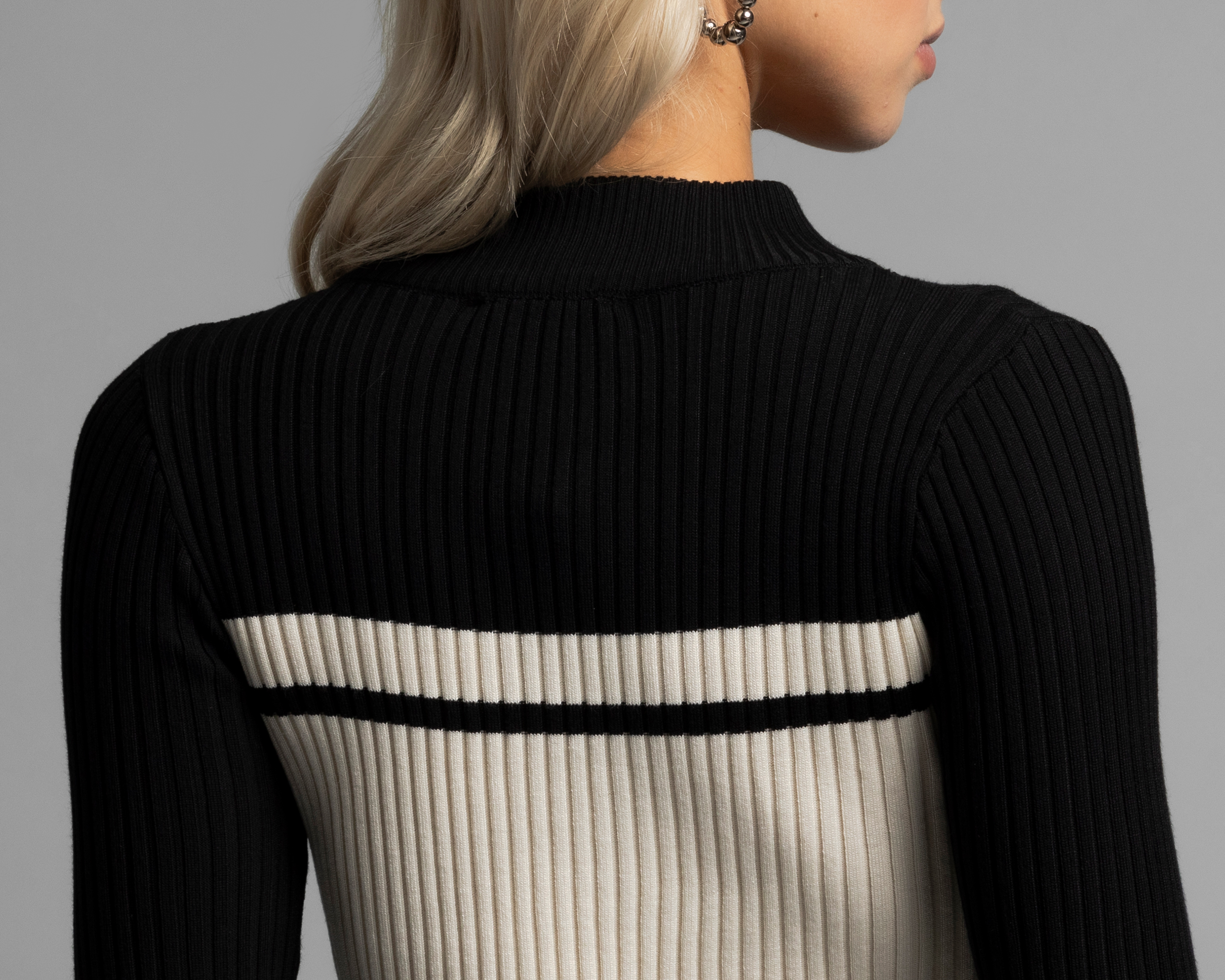 Foto 6 pulgar | Foto 5 | Playera Manga Larga Strona para Mujer