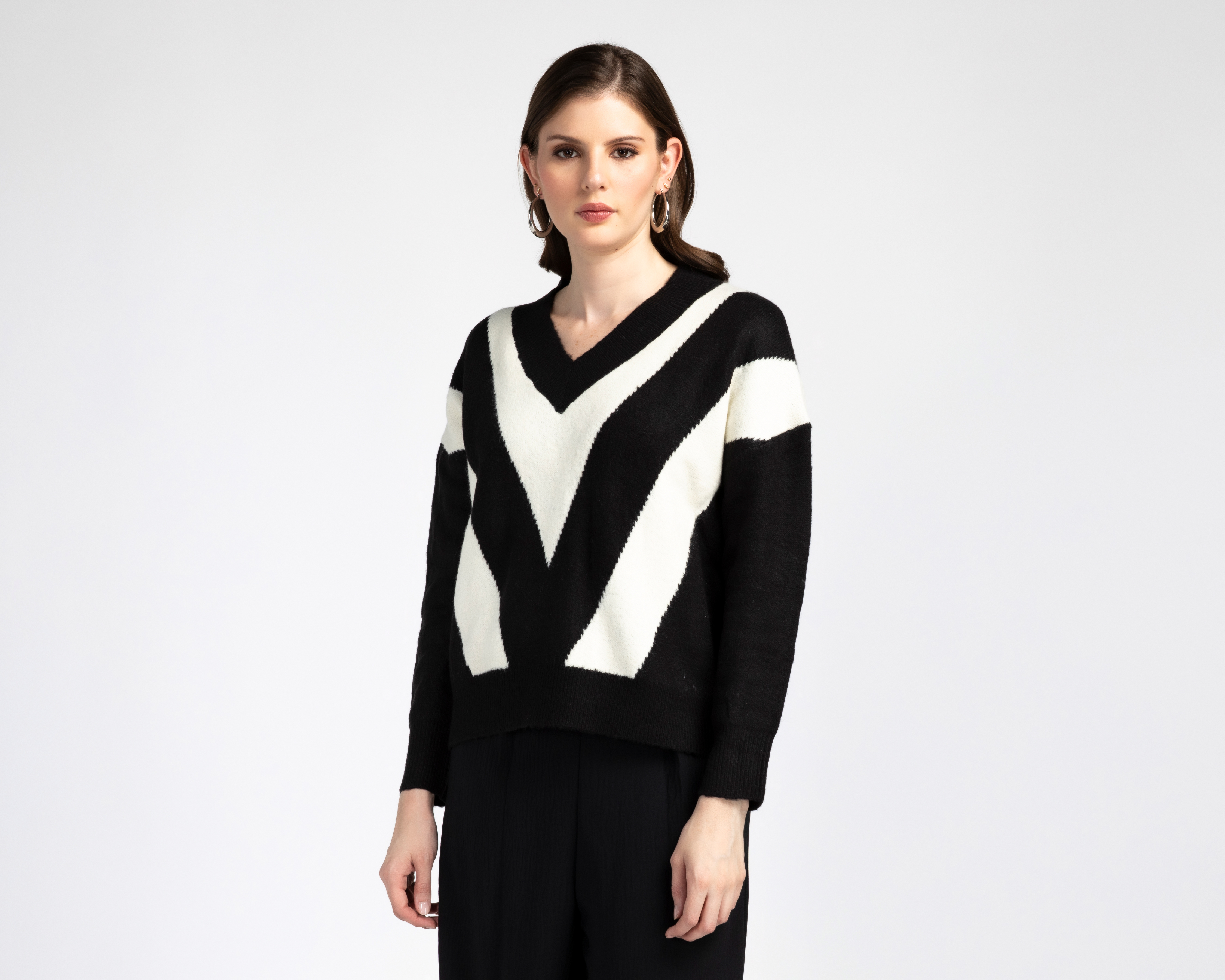 Suéter Cuello V Sahara para Mujer