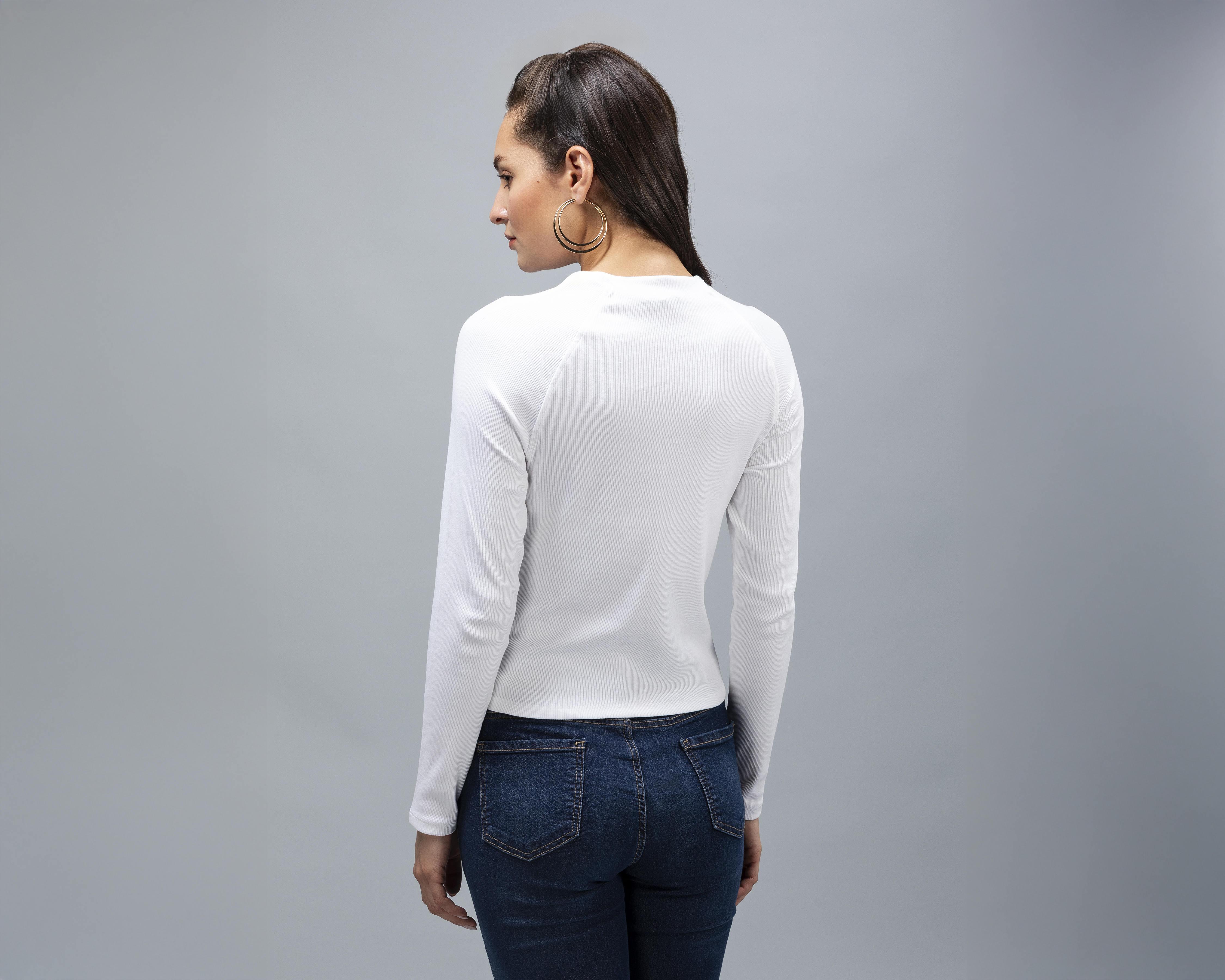 Foto 4 pulgar | Foto 3 | Playera Manga Larga Jennifer Lopez para Mujer