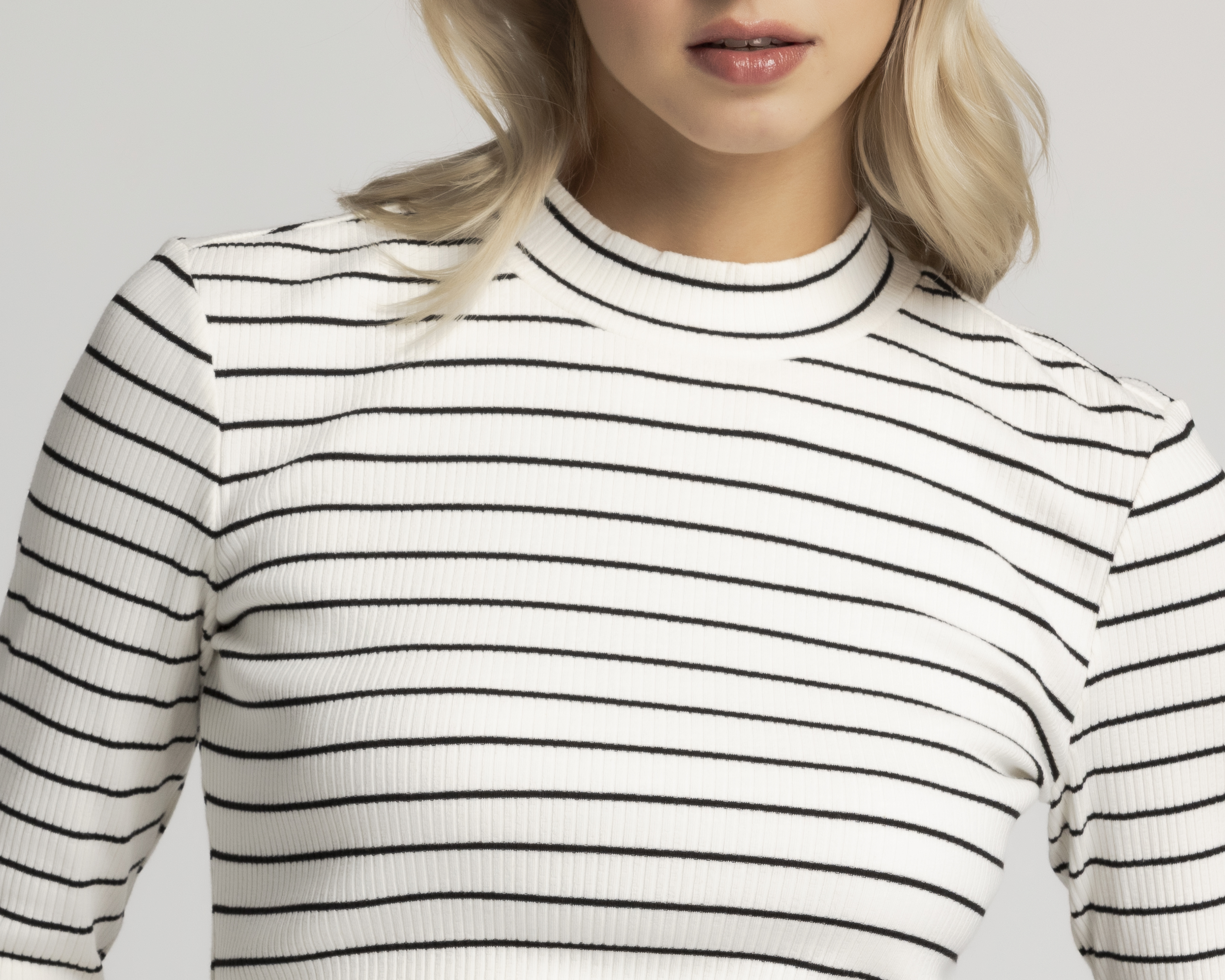 Foto 5 pulgar | Foto 4 | Playera Manga Larga Refill para Mujer