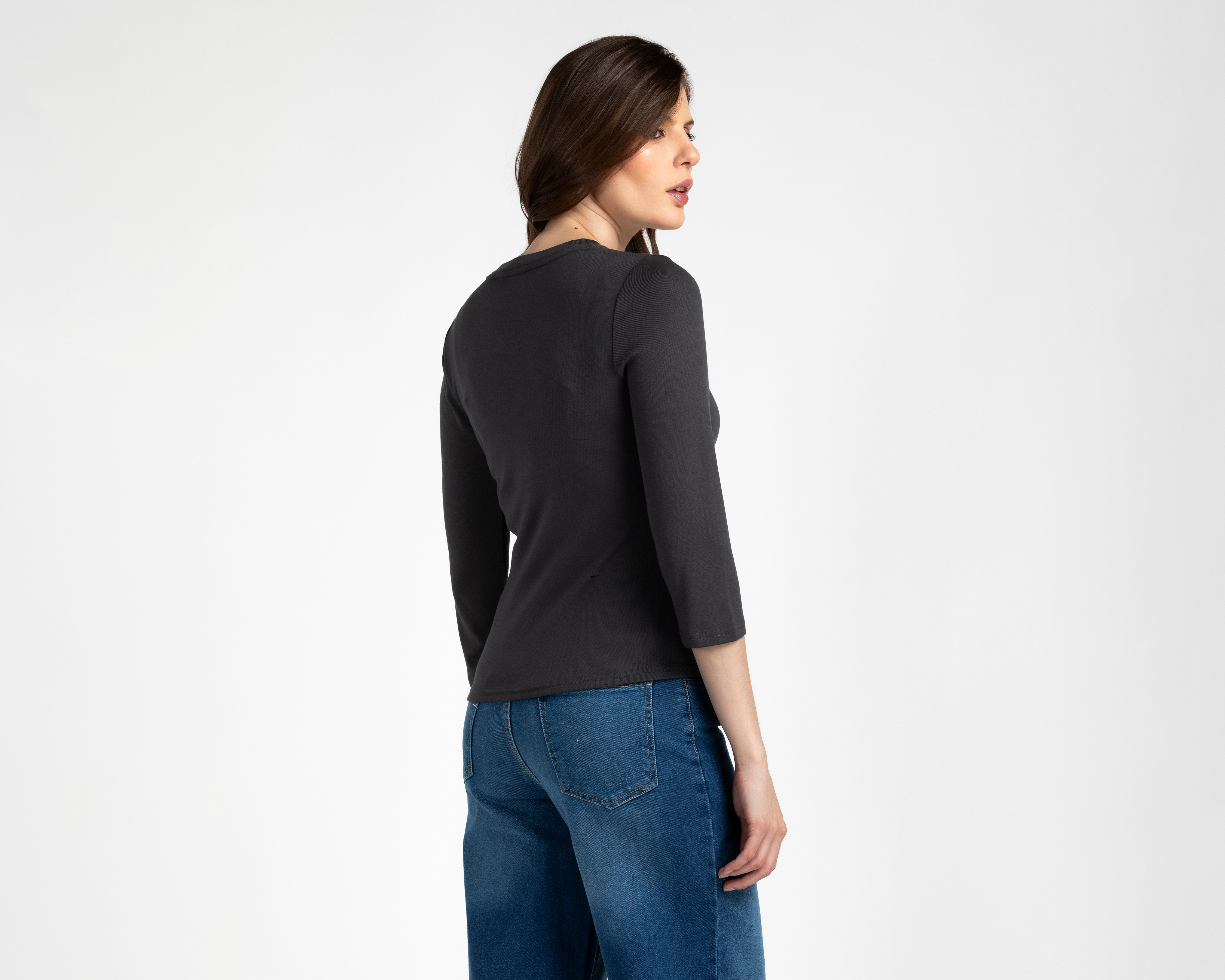 Foto 4 pulgar | Foto 3 | Playera con Botones Sahara para Mujer