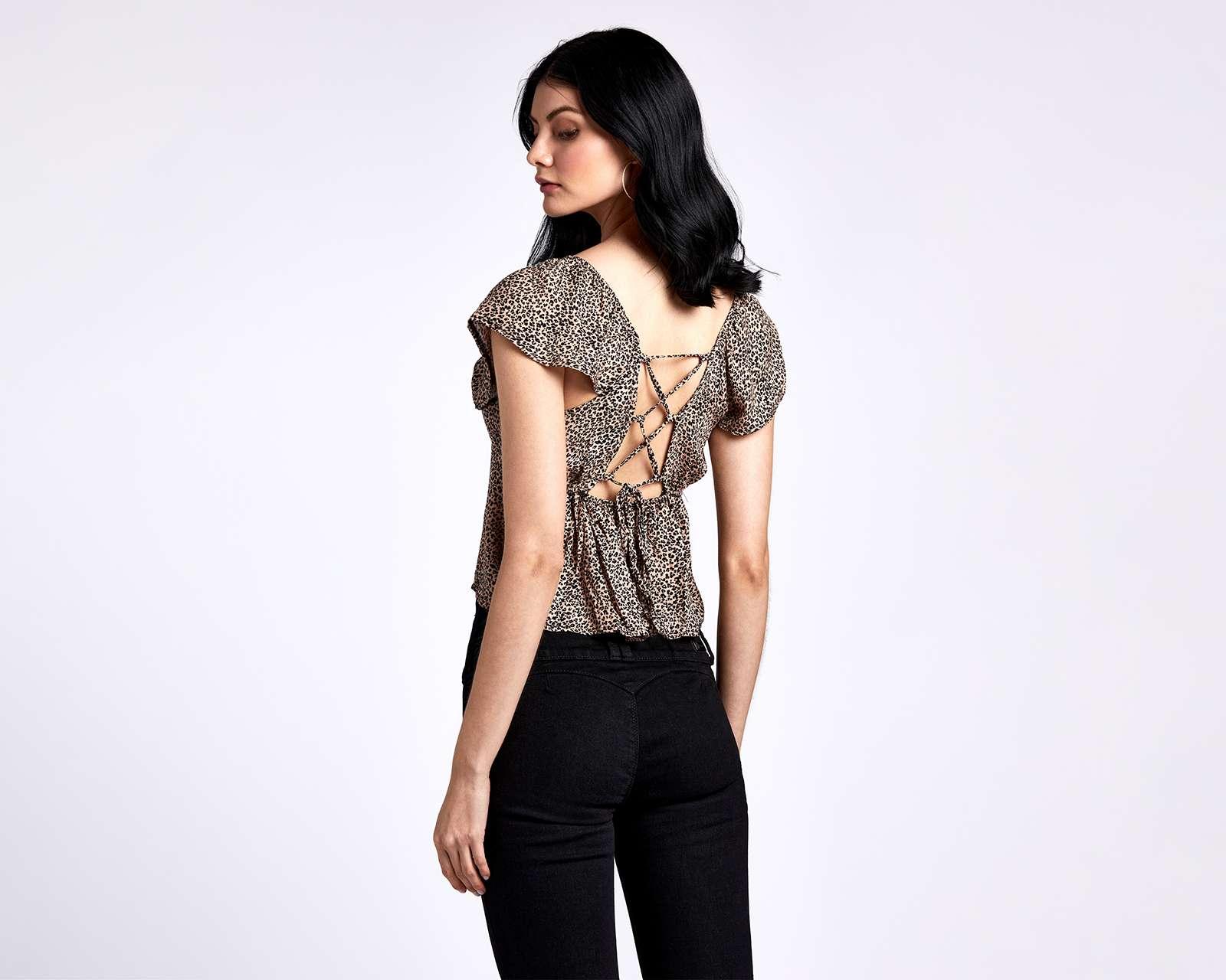 Foto 4 pulgar | Foto 3 | Blusa Bebe Manga Corta