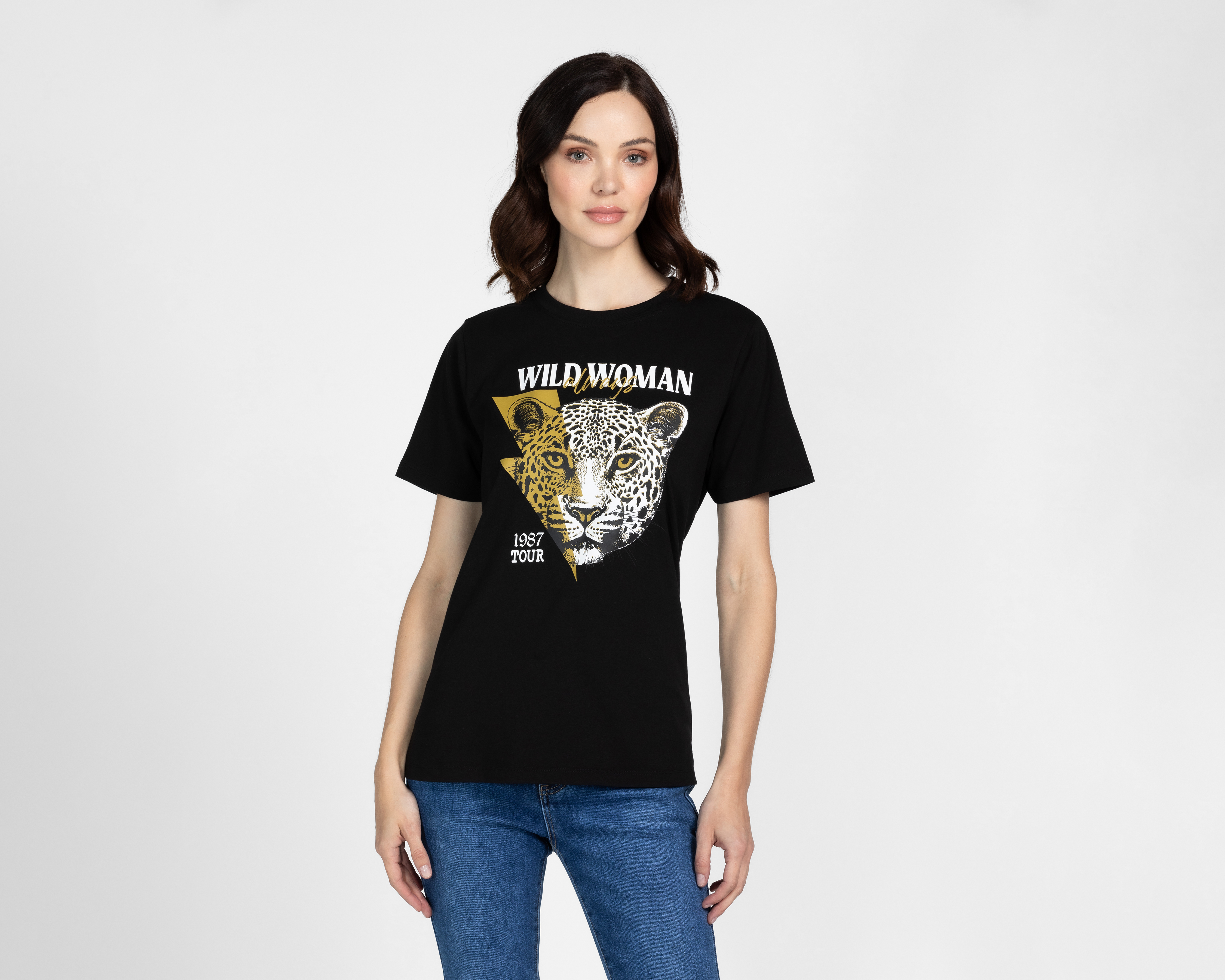 Foto 2 pulgar | Foto 1 | Playera Lucky Star Manga Corta para Mujer