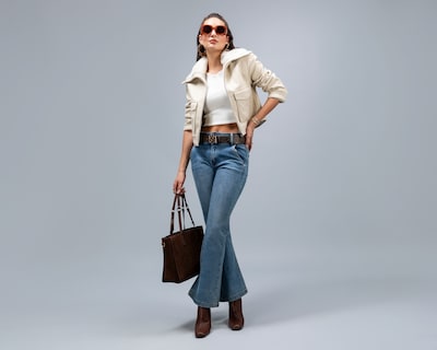 Foto 1 | Foto 1 | Chamarra Beige Jennifer Lopez para Mujer