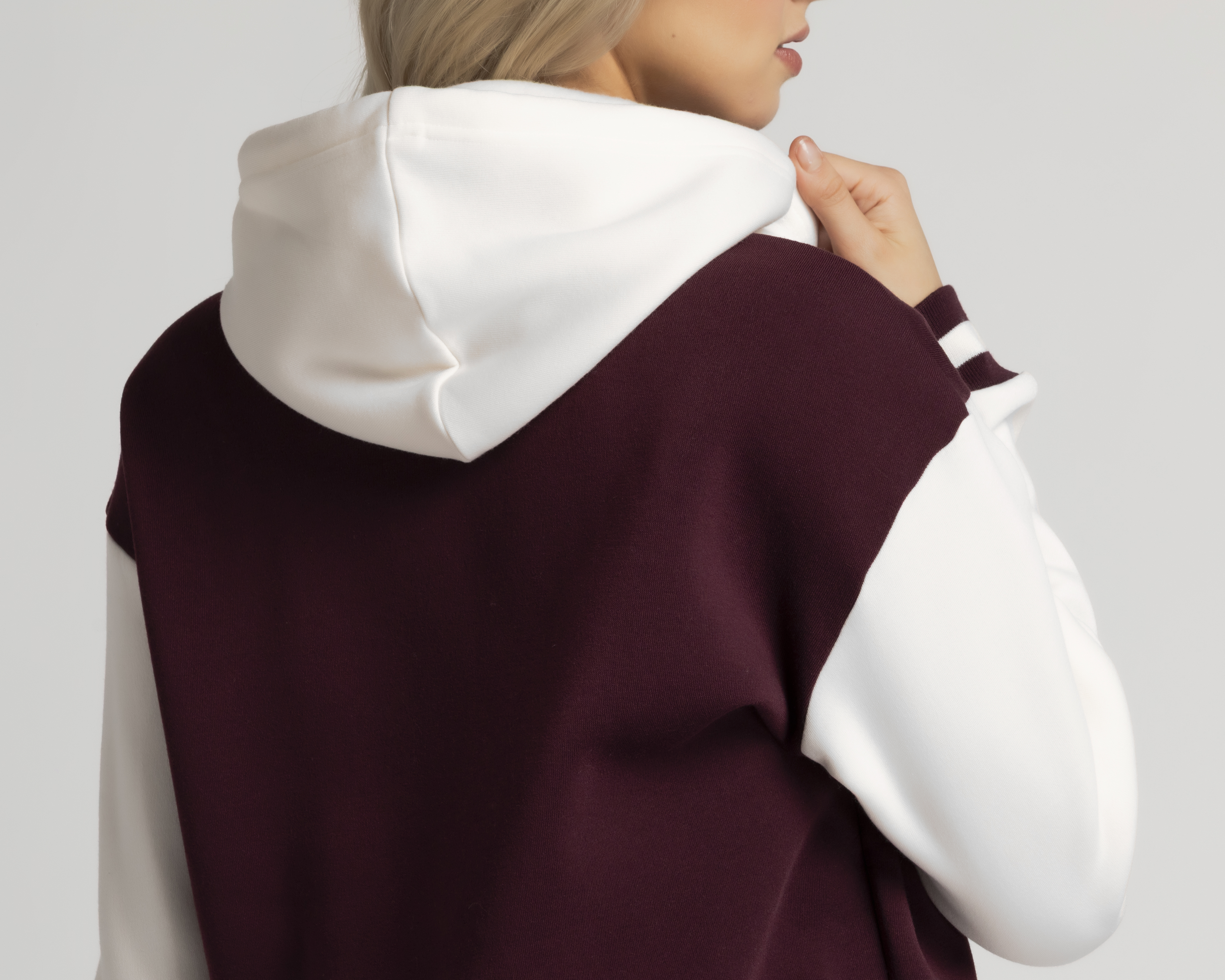 Foto 6 pulgar | Foto 5 | Sudadera con Capucha Refill para Mujer