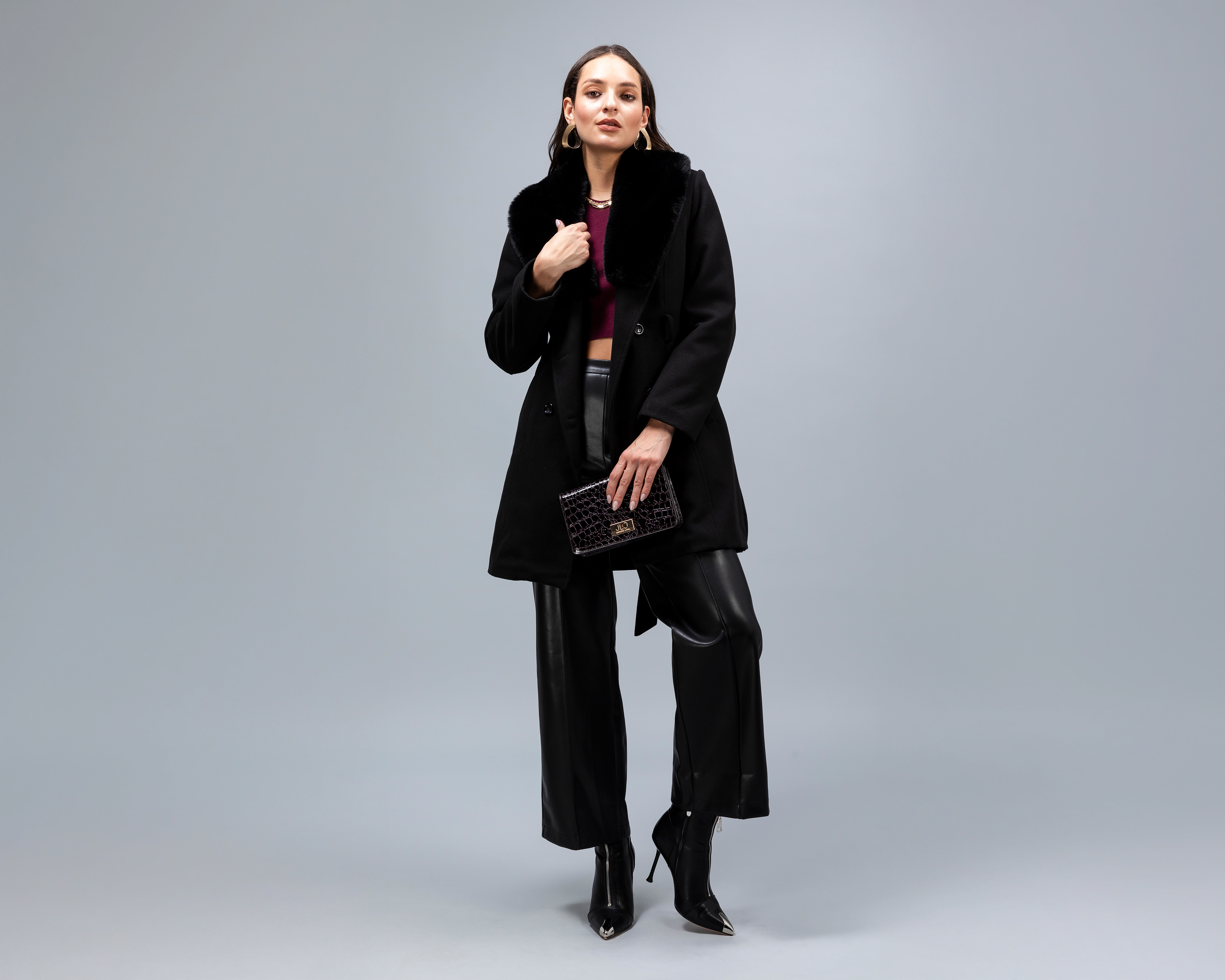 Abrigo Negro Jennifer Lopez para Mujer