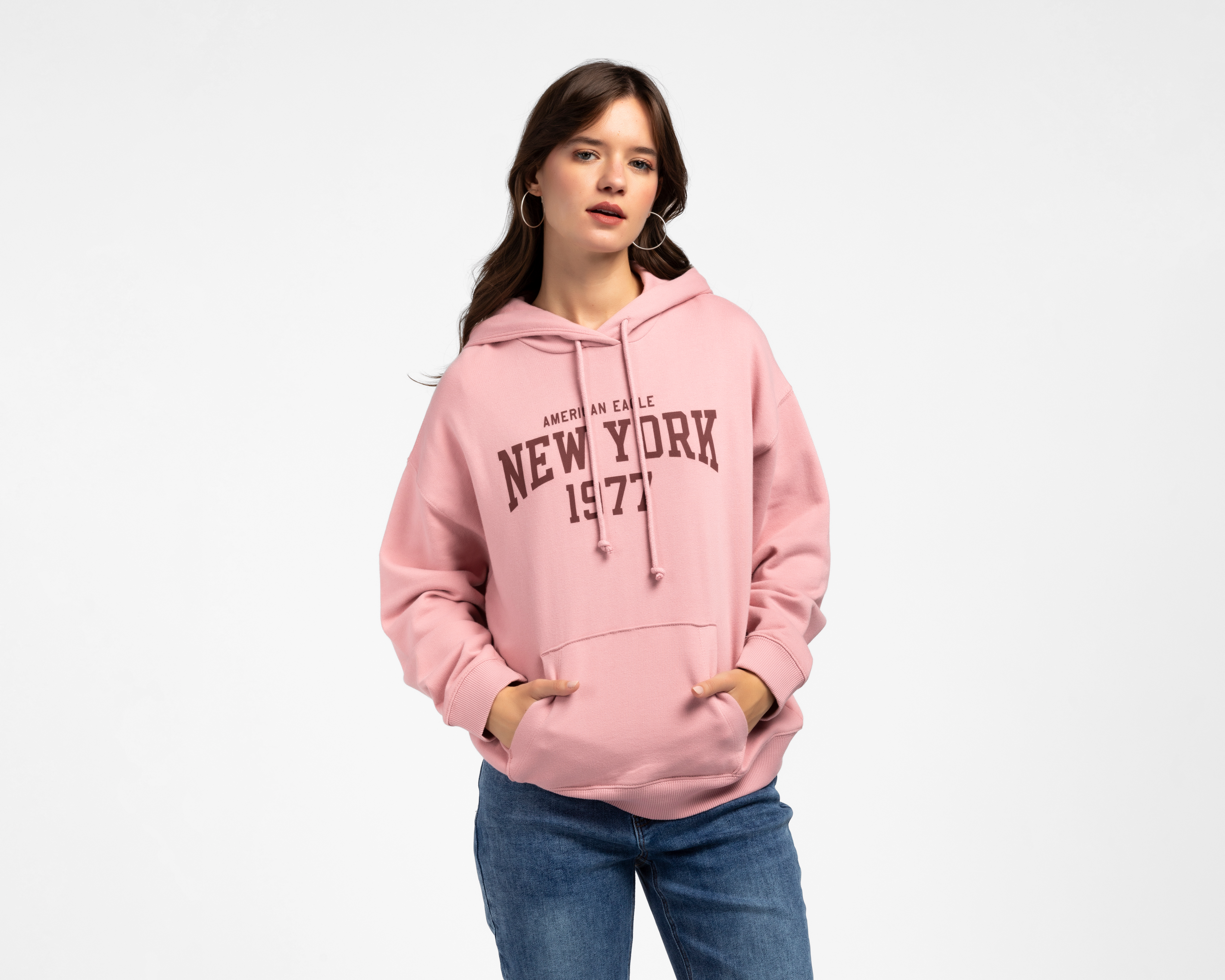 Foto 2 pulgar | Foto 1 | Sudadera con Capucha American Eagle para Mujer