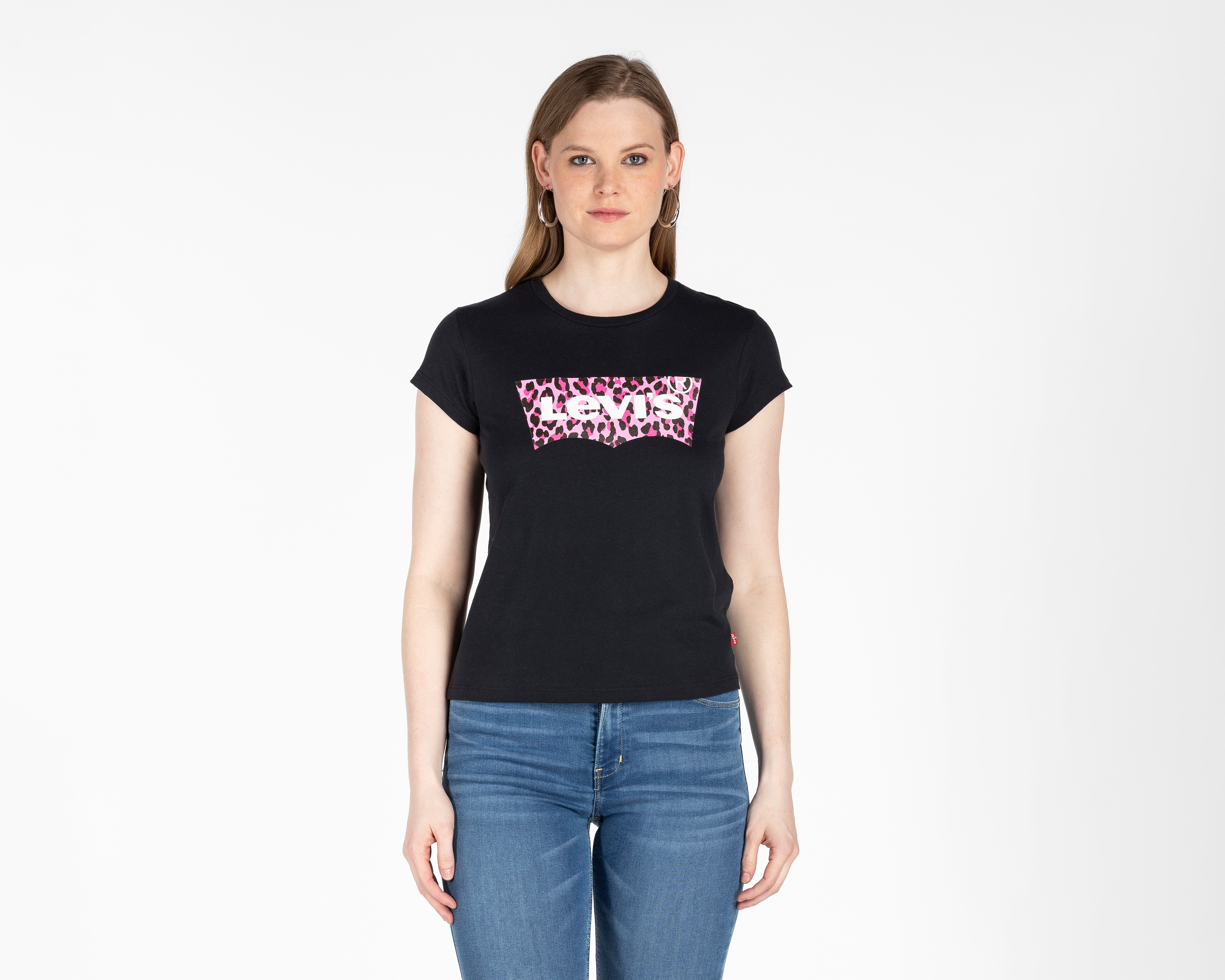 Foto 2 pulgar | Foto 1 | Playera Levi's Manga Corta para Mujer