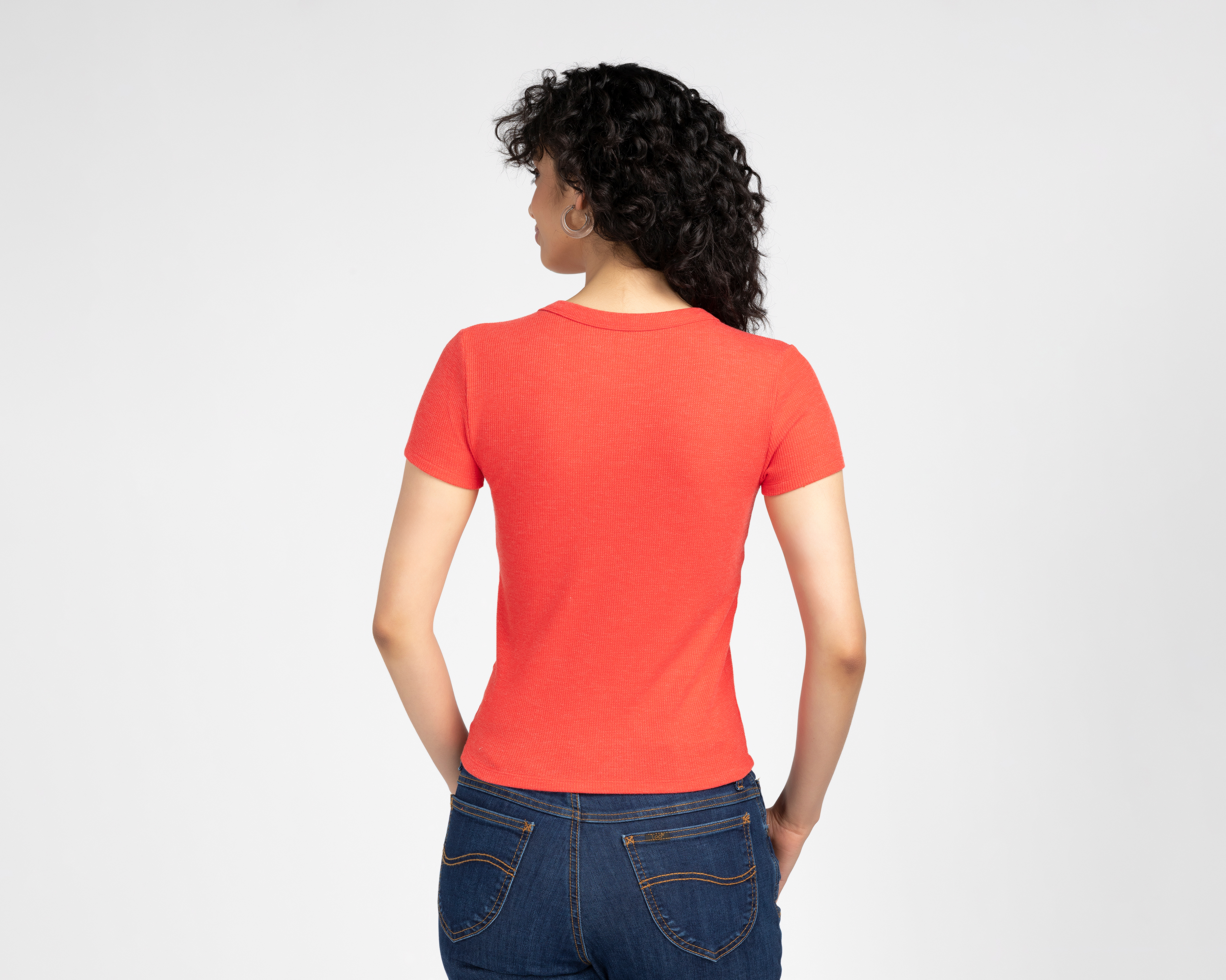 Foto 4 pulgar | Foto 3 | Playera Manga Corta American Eagle para Mujer