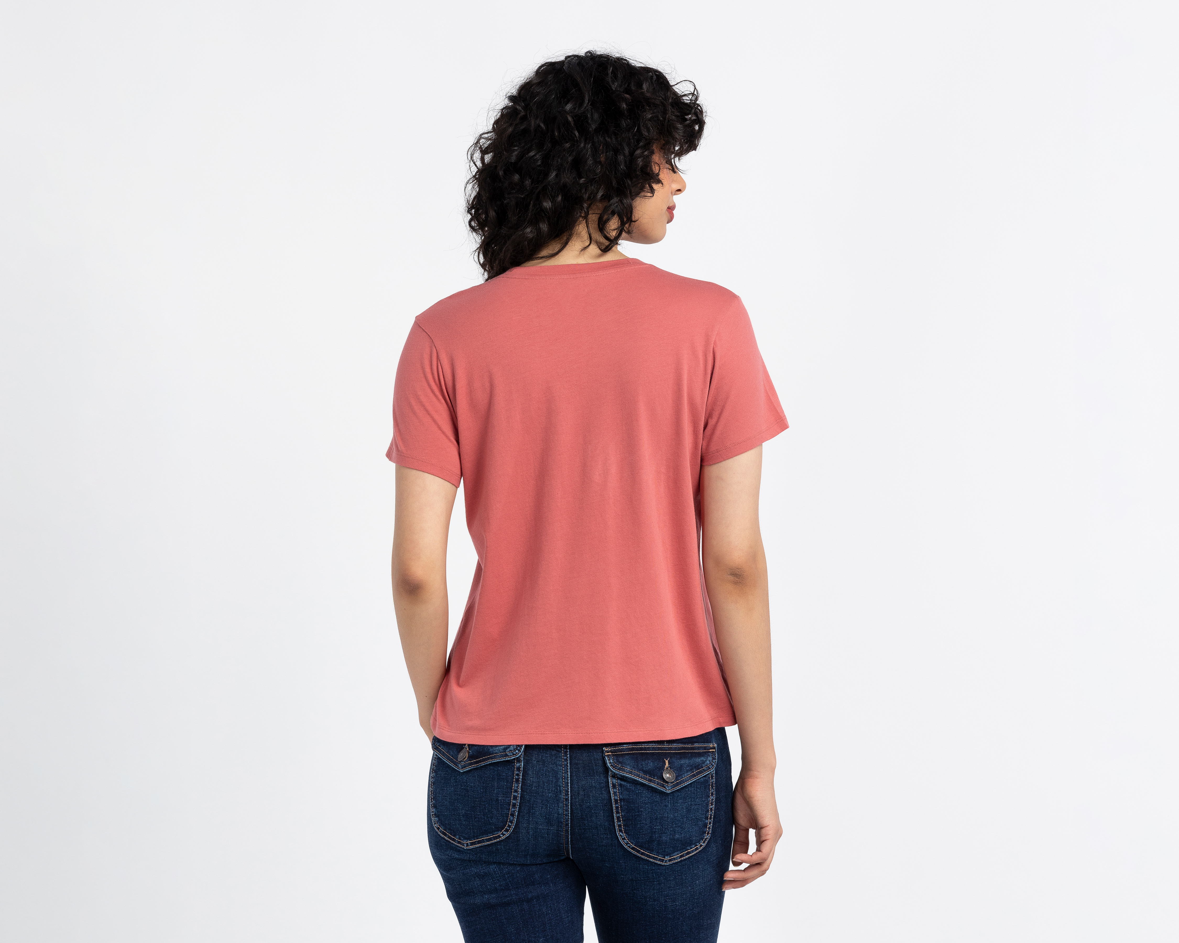 Foto 4 pulgar | Foto 3 | Playera Manga Corta American Eagle para Mujer