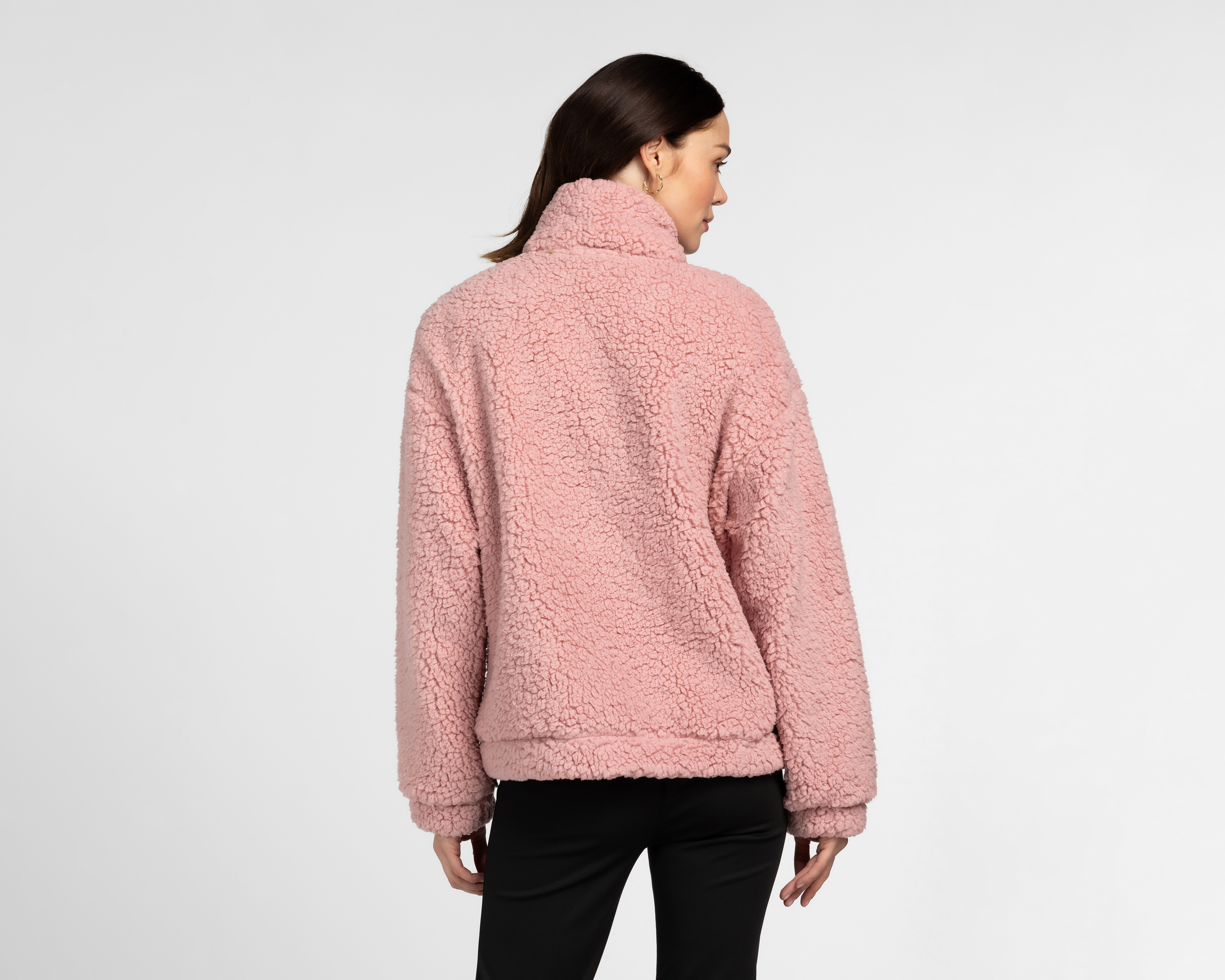 Foto 4 pulgar | Foto 3 | Sudadera Aborregada Champion para Mujer