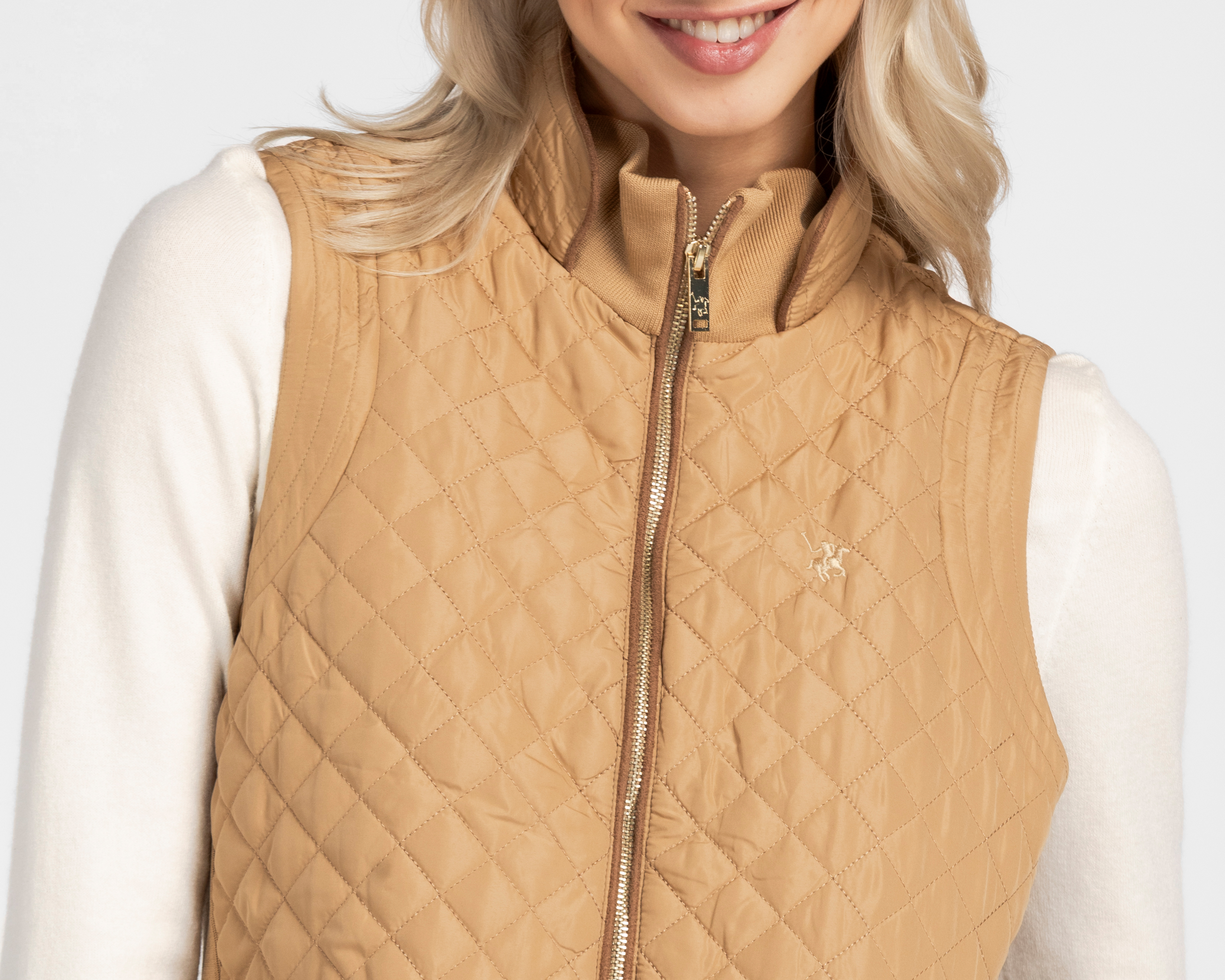 Foto 5 pulgar | Foto 4 | Chaleco Capitonado York Team Polo Club para Mujer