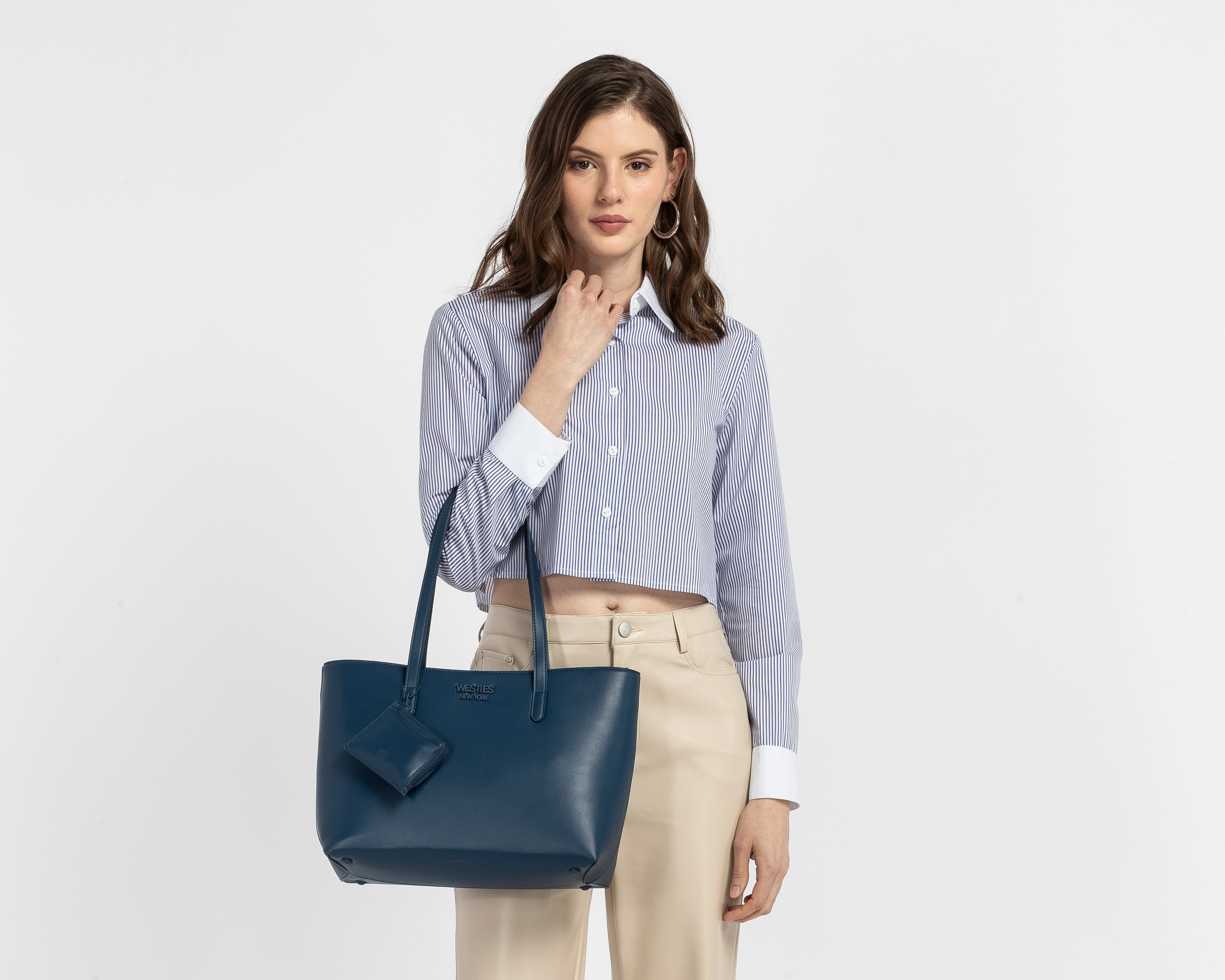 Foto 7 pulgar | Foto 6 | Bolsa de Hombro Westies con Monedero