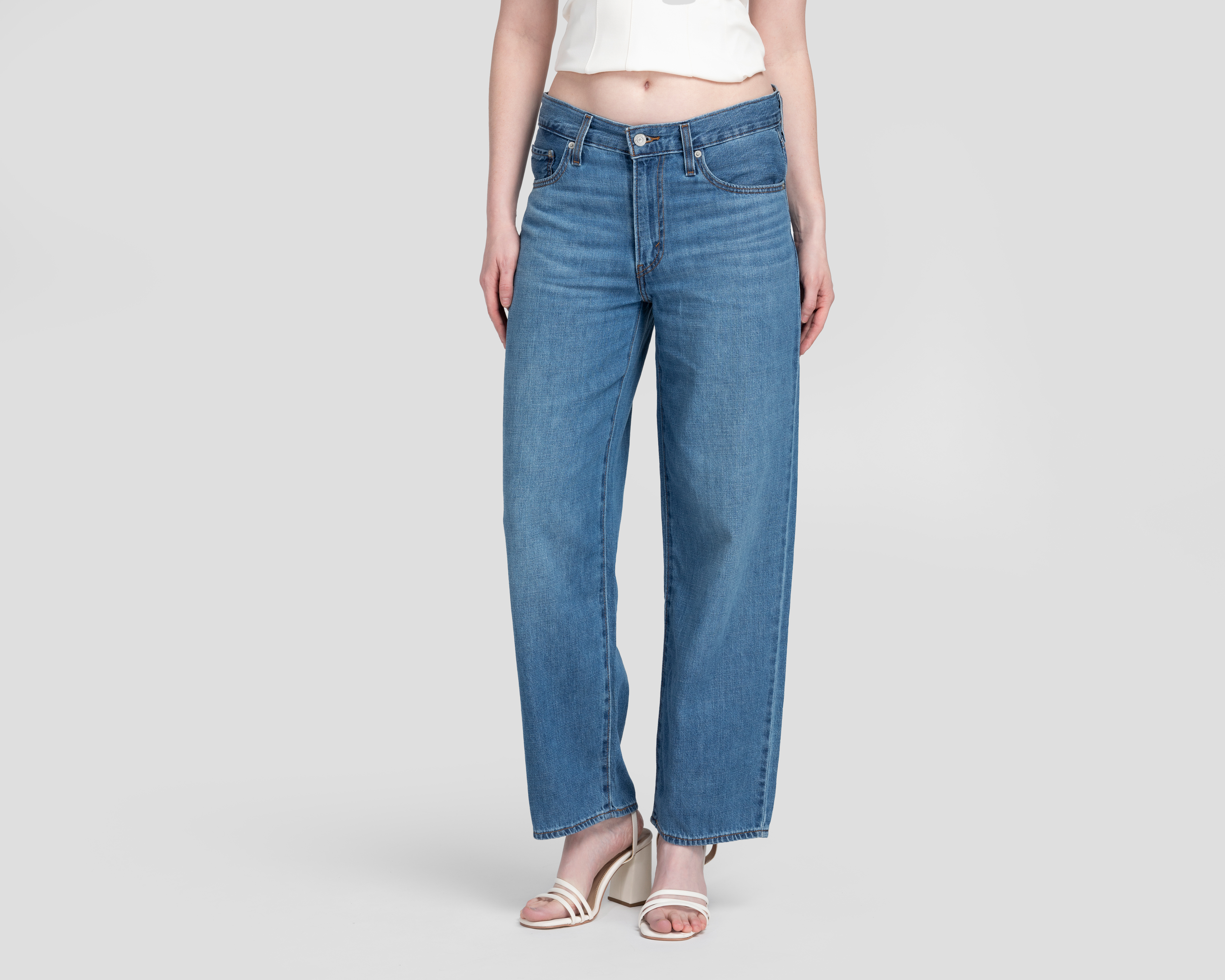 Foto 2 pulgar | Foto 1 | Jeans Baggy Dad Levi's para Mujer
