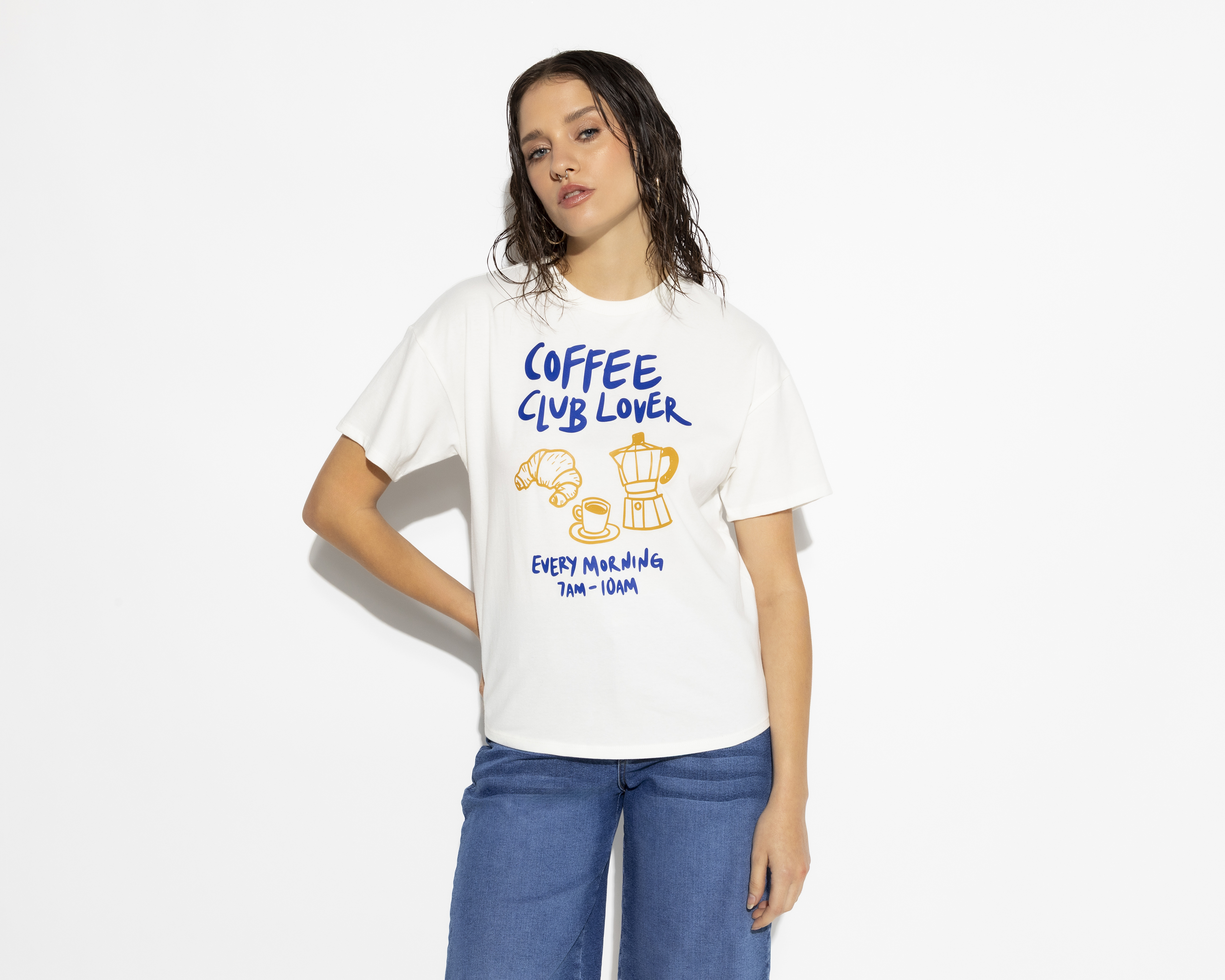 Foto 3 pulgar | Foto 2 | Playera Manga Corta Coffee Club Lover Strona para Mujer