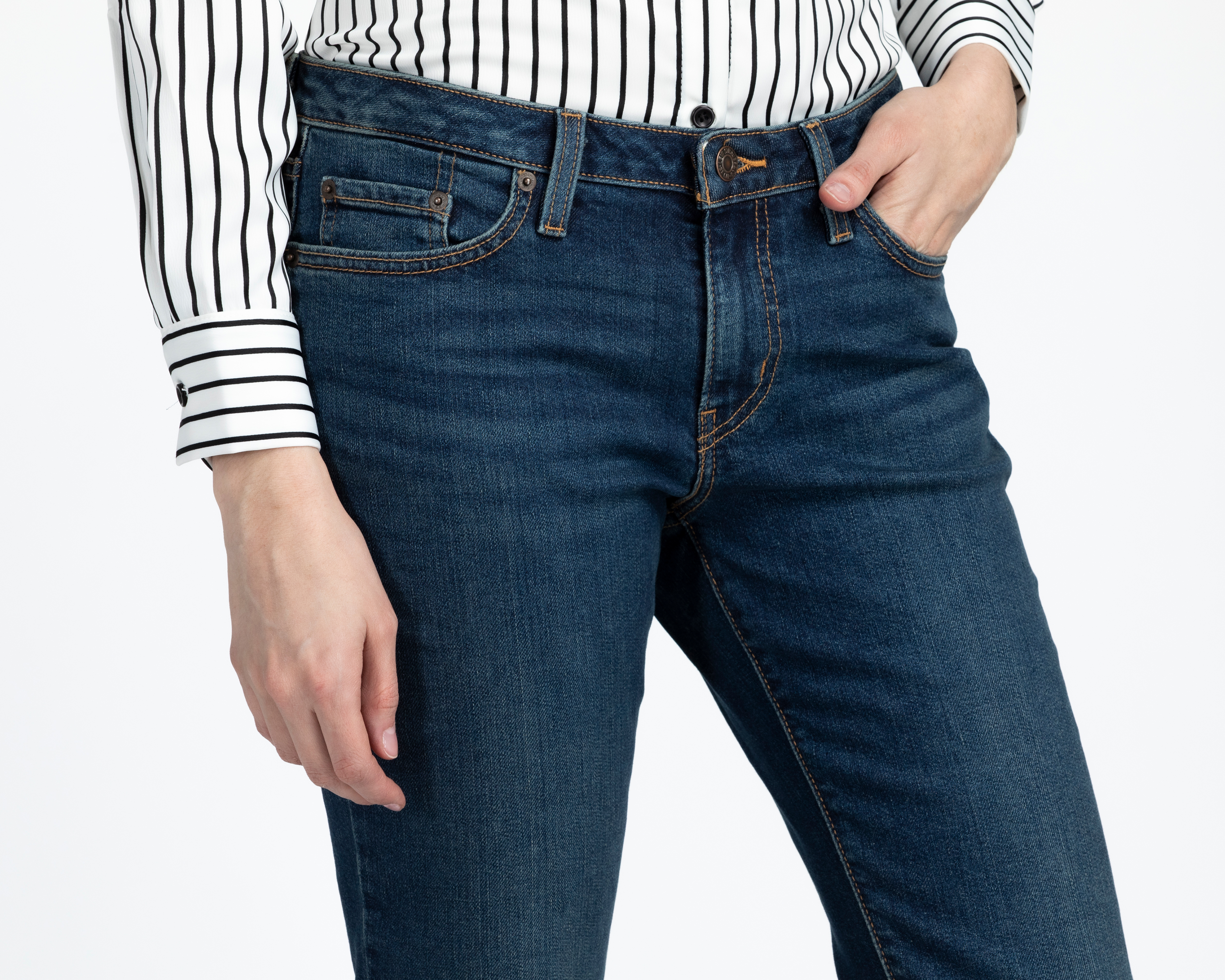 Foto 5 pulgar | Foto 4 | Jeans Skinny Levi's para Mujer