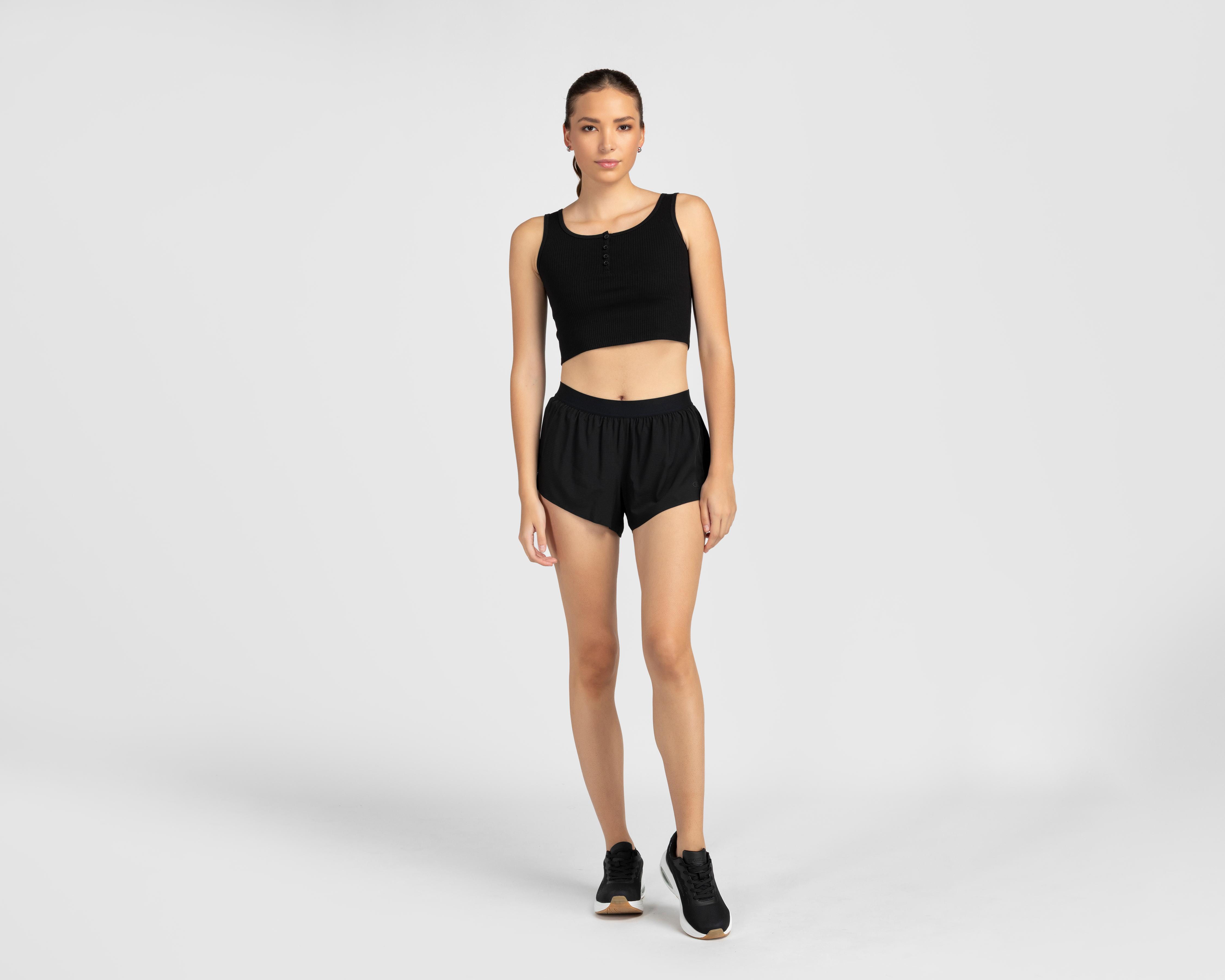 Foto 3 pulgar | Foto 2 | Short Deportivo Champion Negro para Mujer