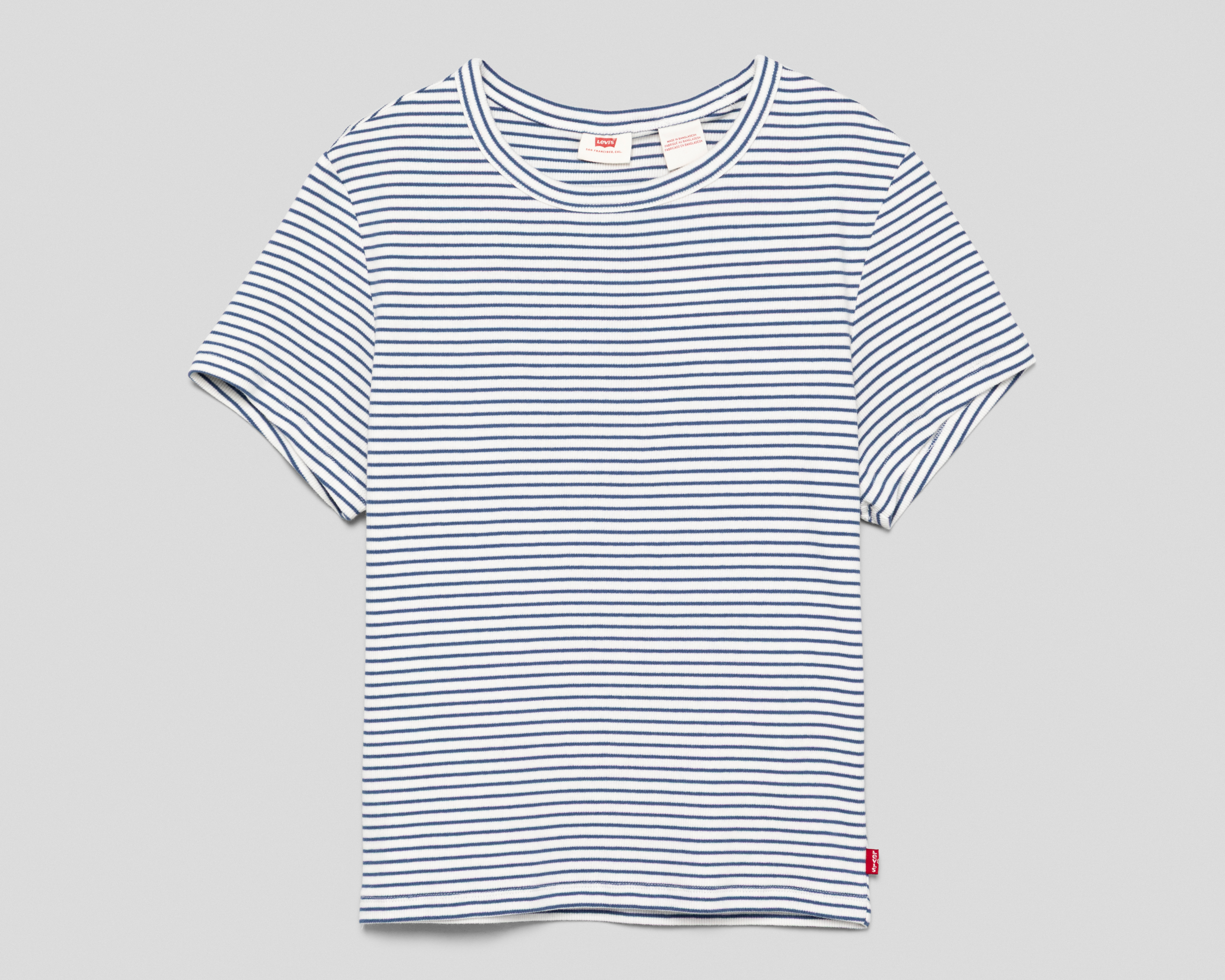 Foto 2 pulgar | Foto 1 | Playera de Manga Corta Levi's para Mujer