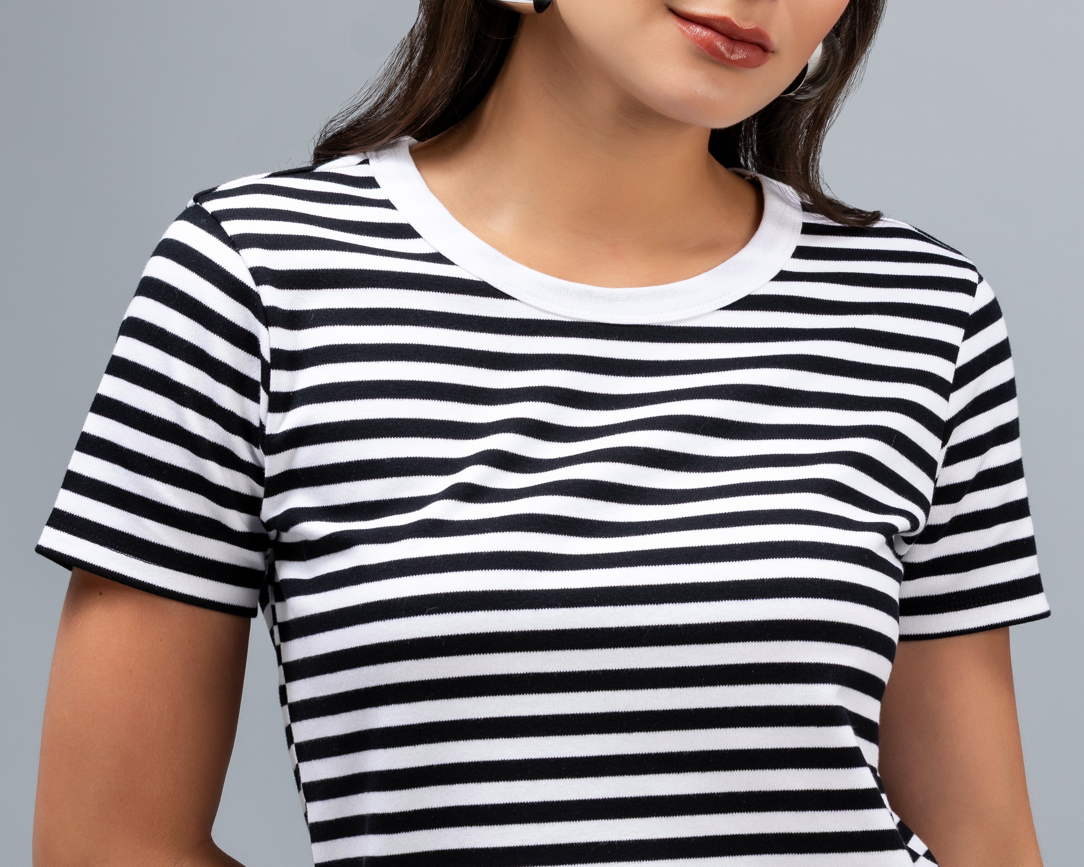 Foto 5 pulgar | Foto 4 | Playera a Rayas Jennifer Lopez para Mujer