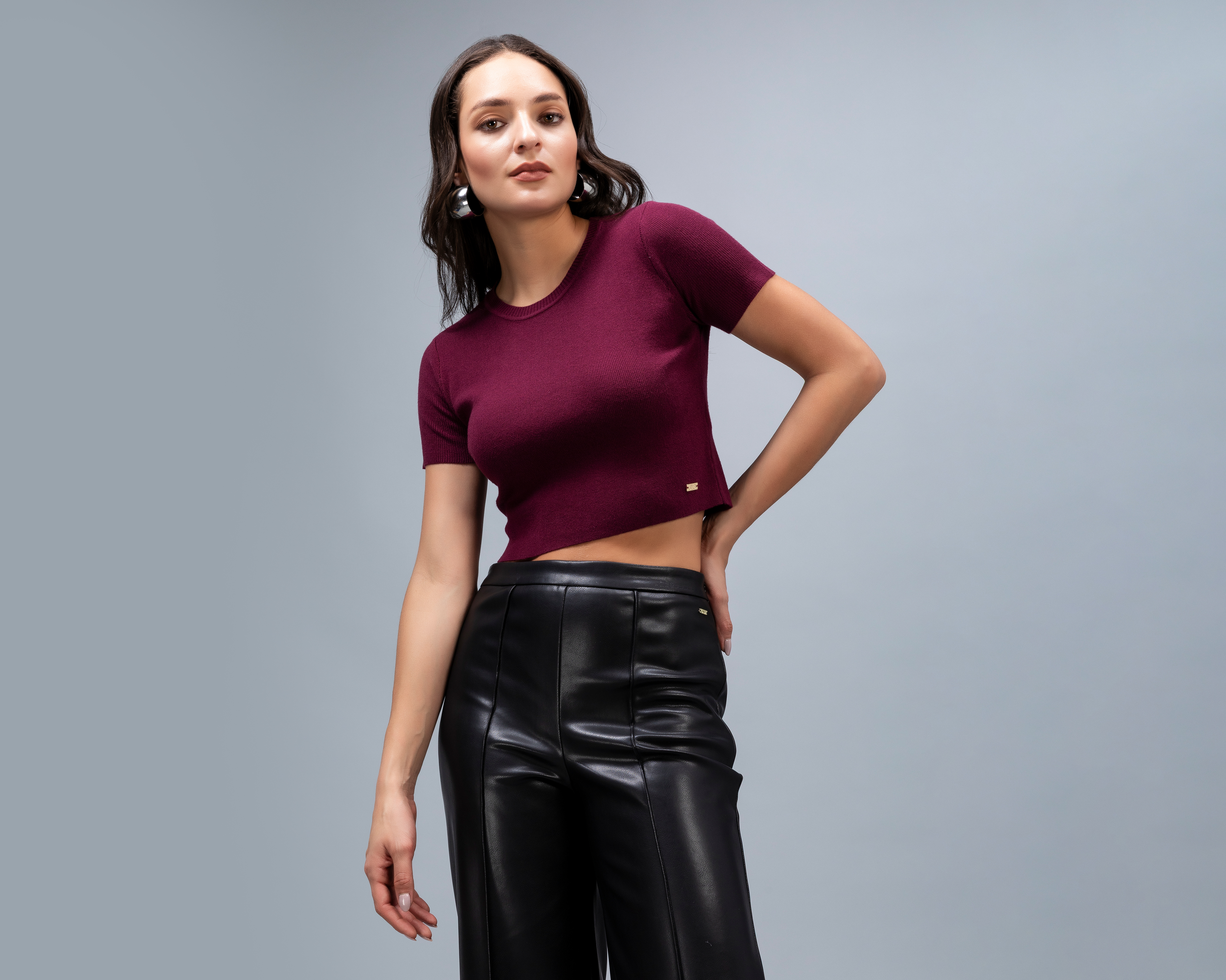 Foto 3 pulgar | Foto 2 | Playera Manga Corta Jennifer Lopez para Mujer