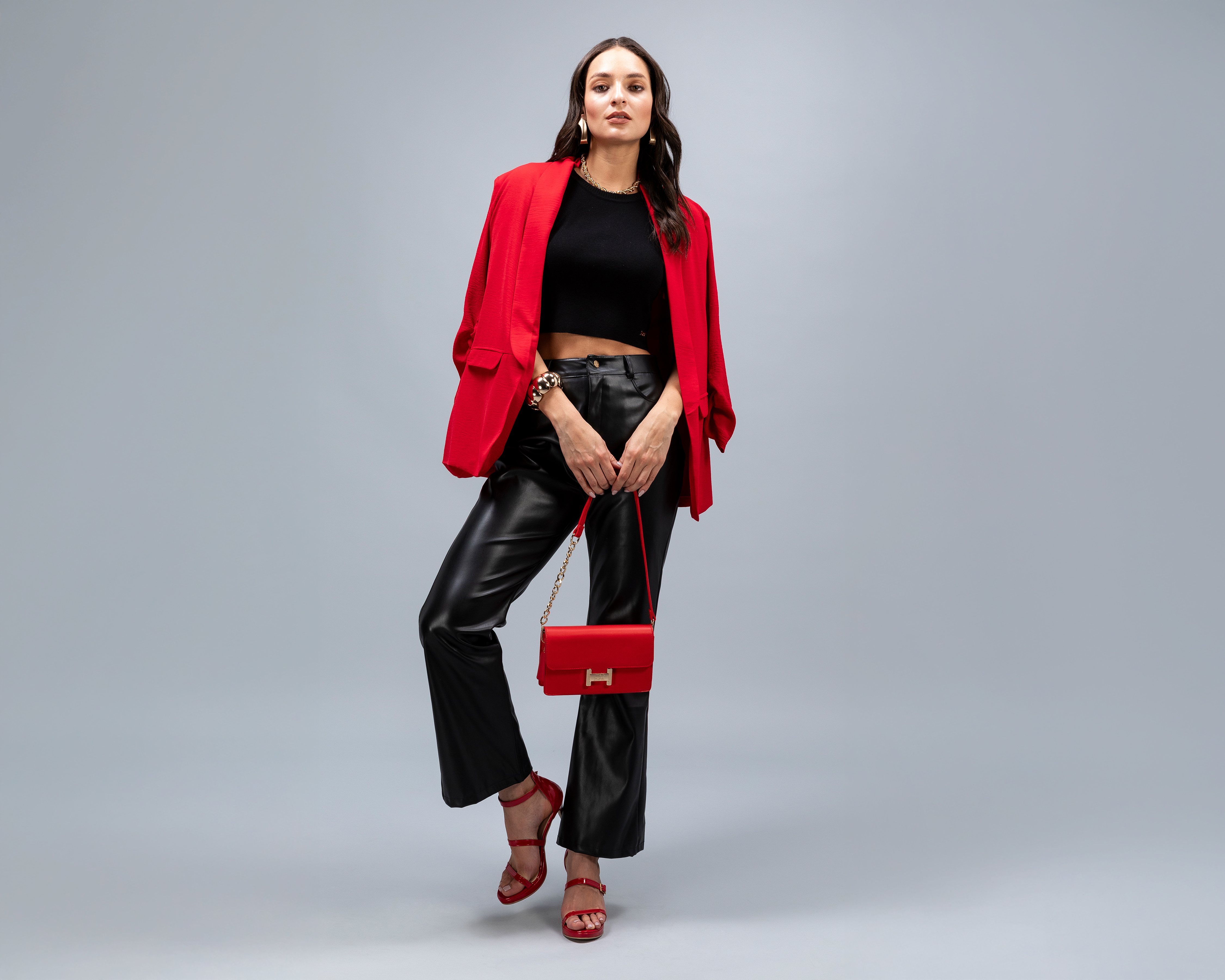 Foto 2 pulgar | Foto 1 | Playera Manga Corta Jennifer Lopez para Mujer