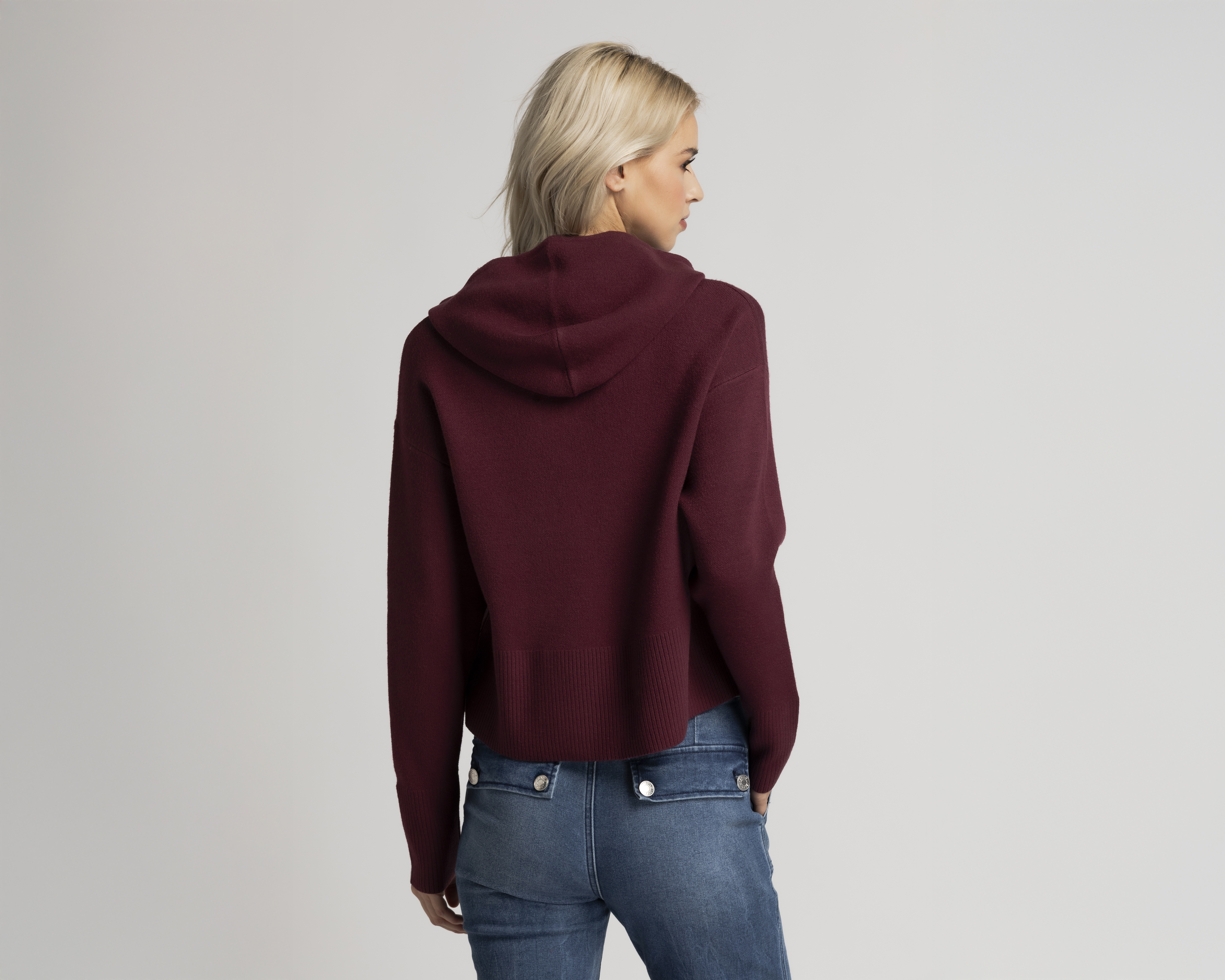 Foto 4 pulgar | Foto 3 | Sudadera con Capucha Refill para Mujer